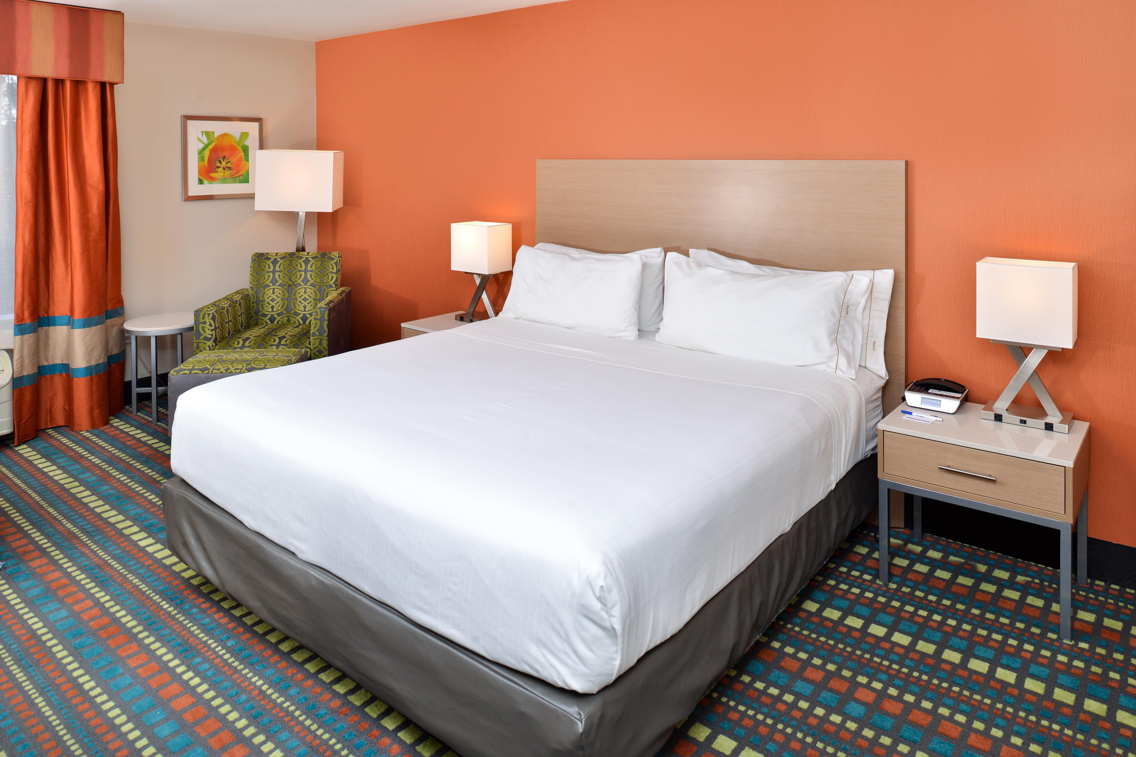 HOLIDAY INN EXPRESS BERNALILLO BY I