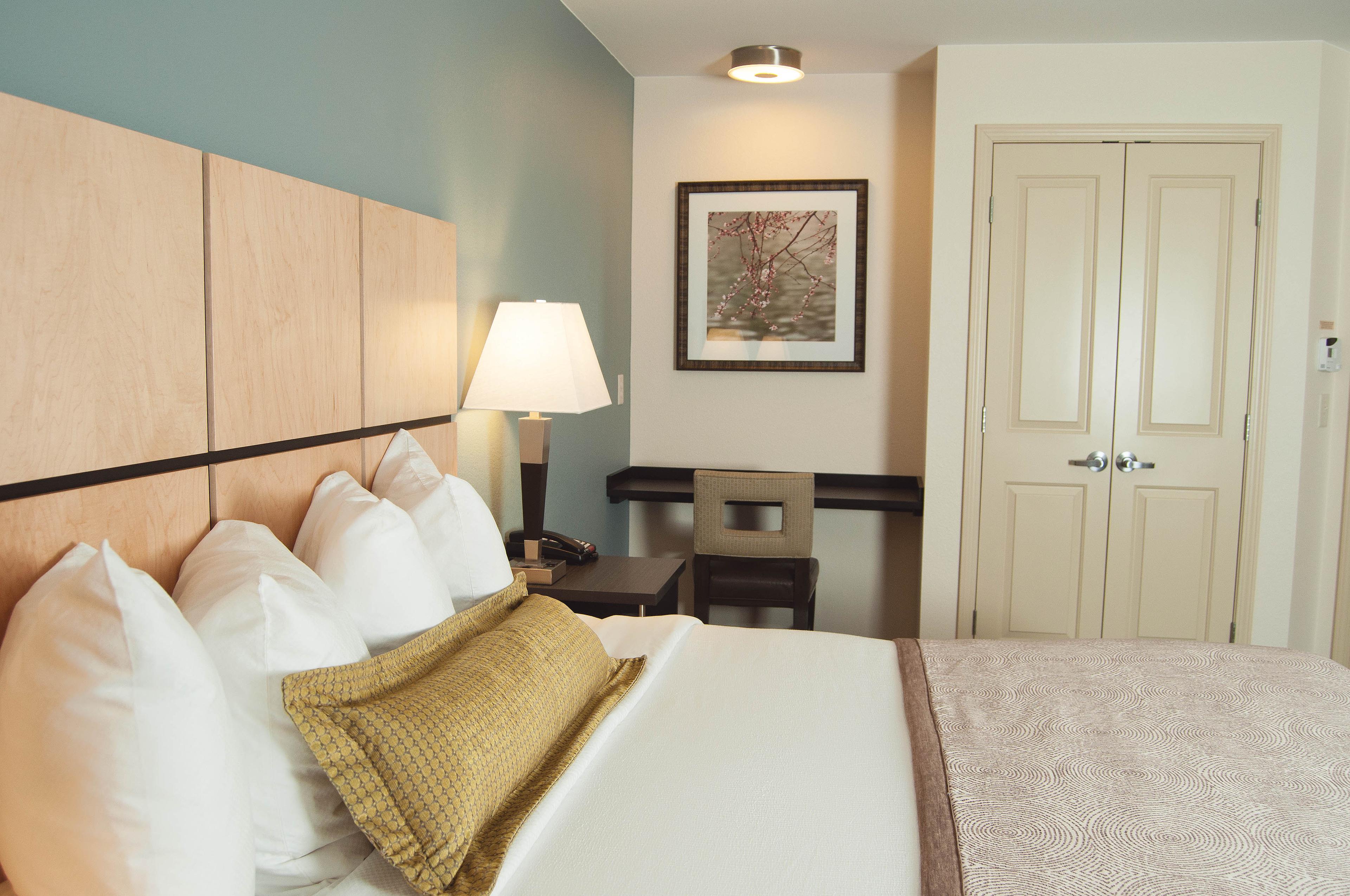 CANDLEWOOD STES THORTON BY IHG