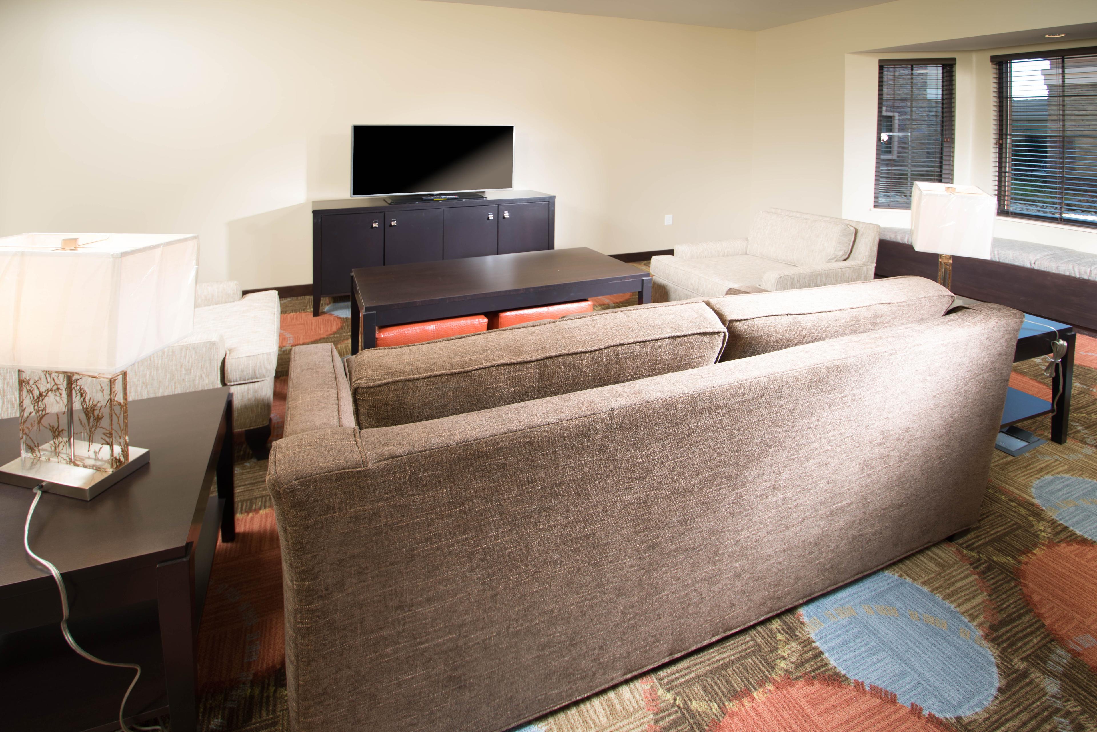 STAYBRIDGE STES FOLSOM BY IHG