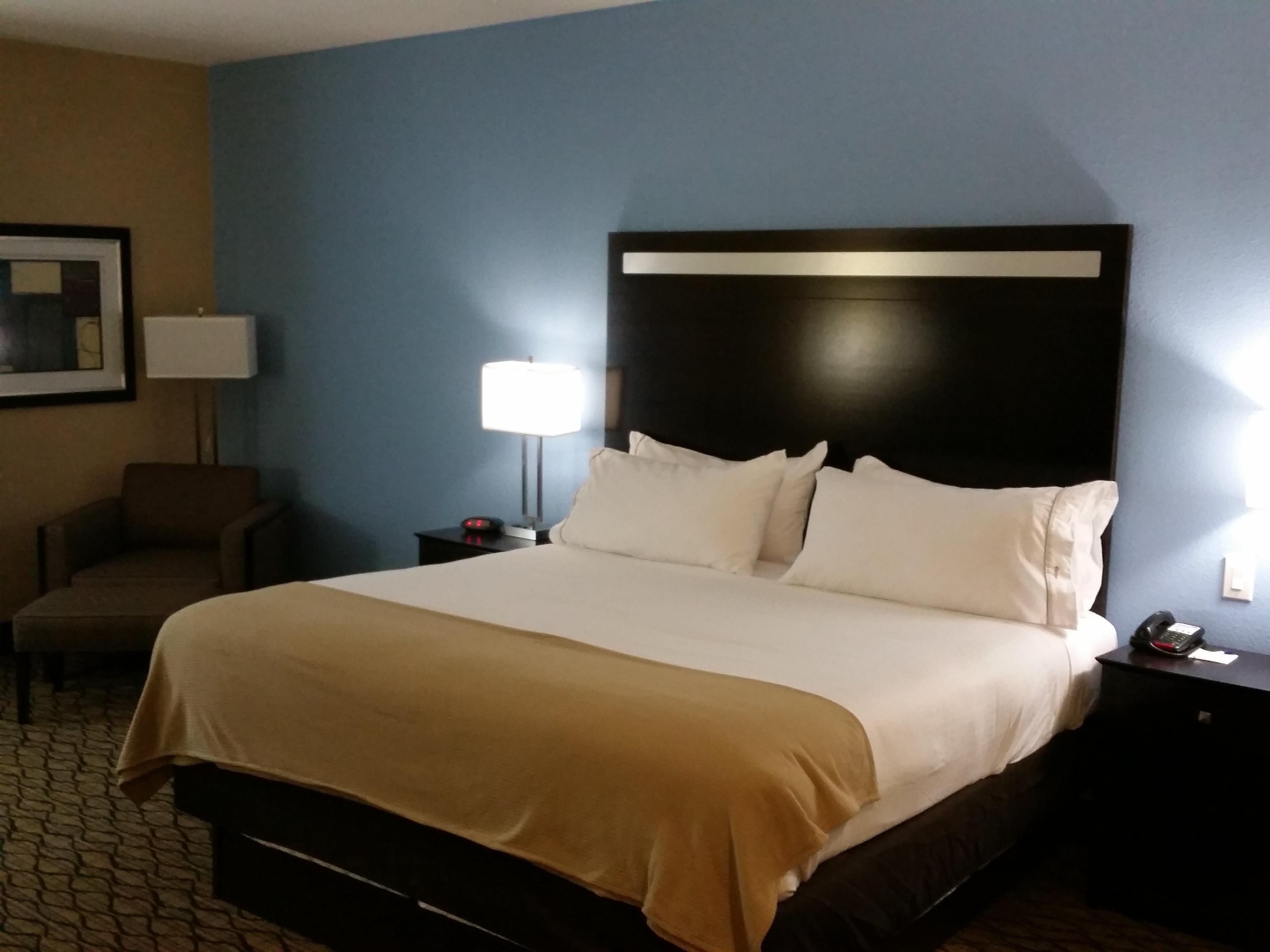 HOLIDAY INN EXP STES HUMBLE BY IHG
