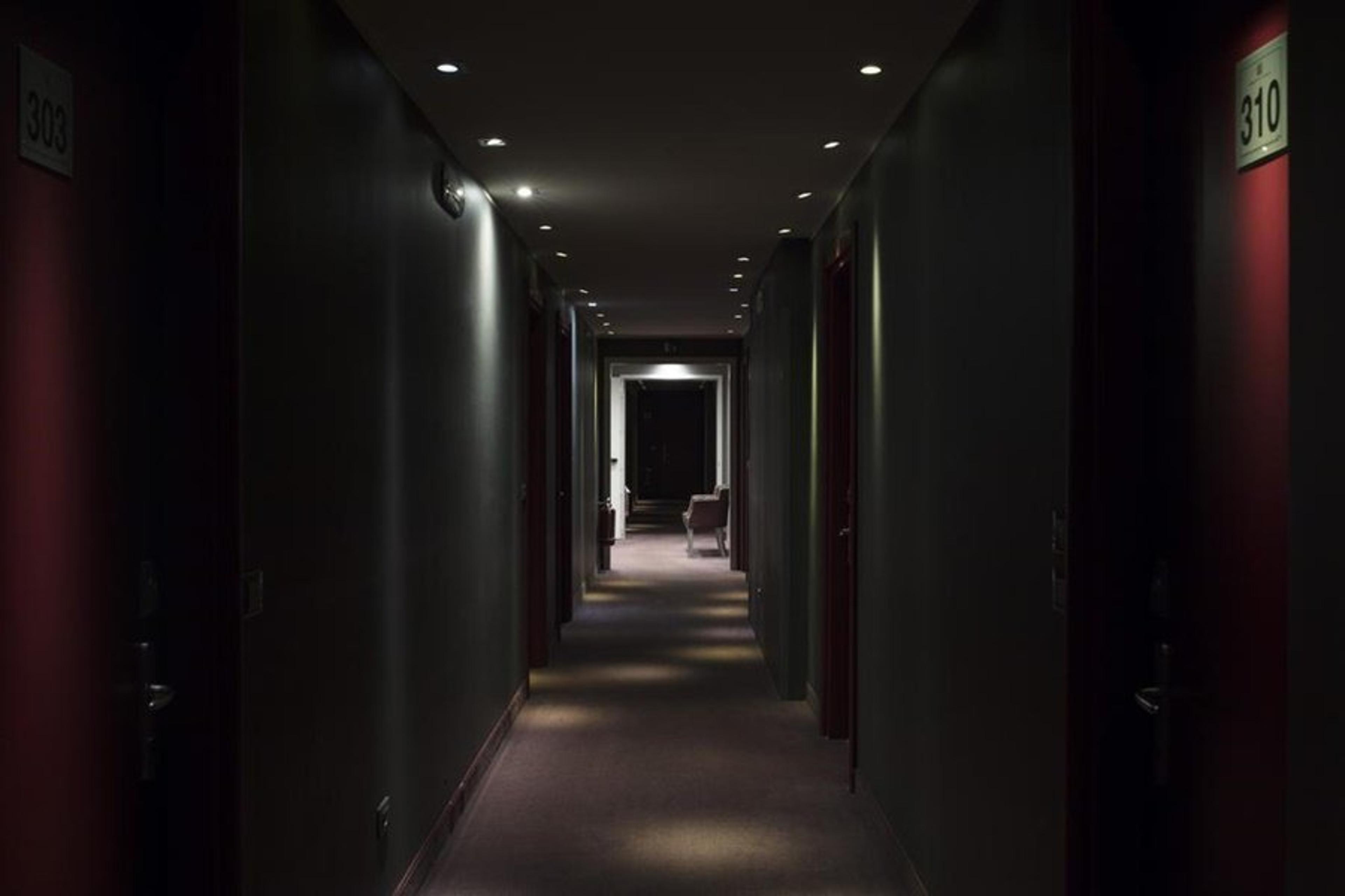 SMART HOTEL HOLIDAY