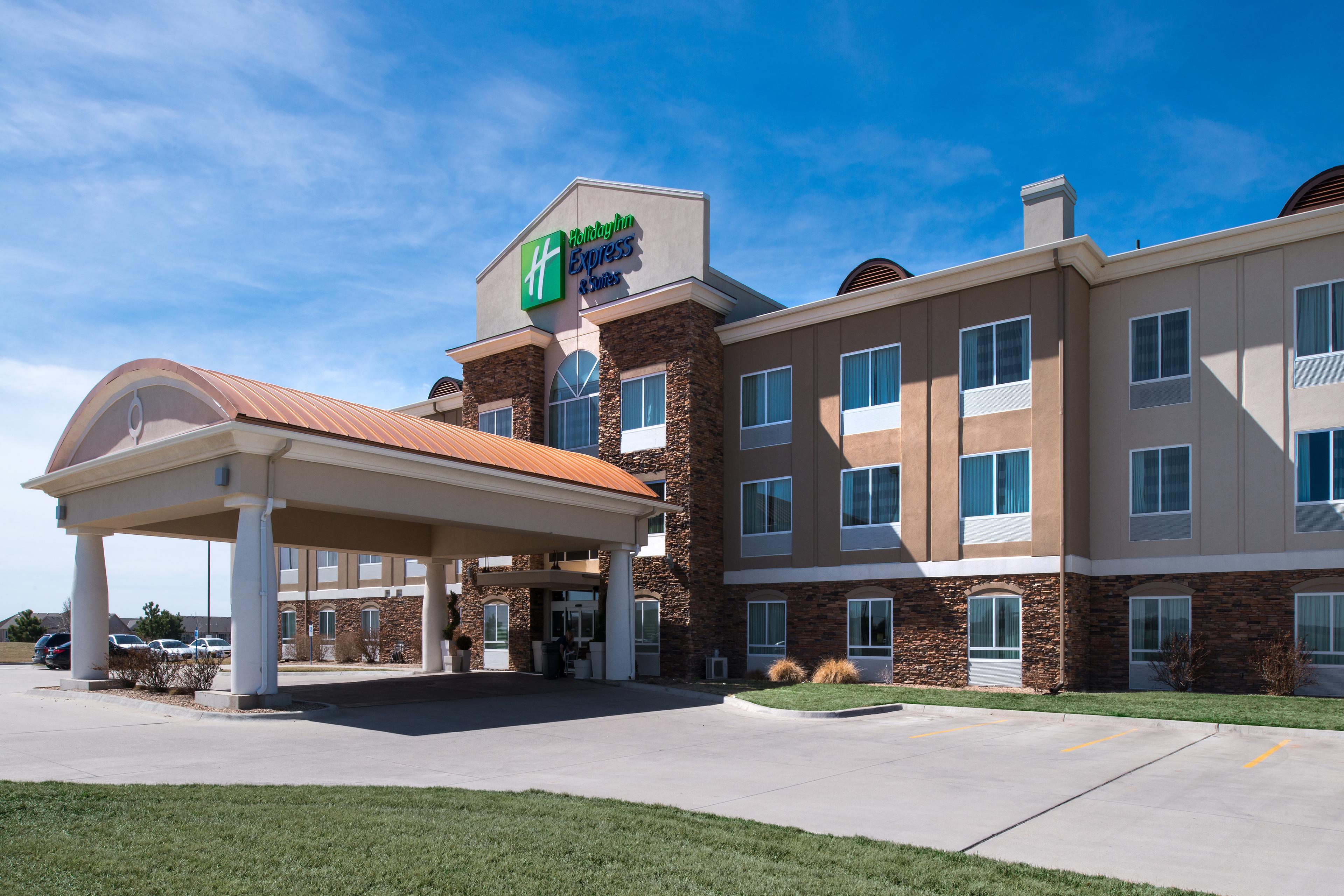 HOLIDAY INN EXP STES NW ARPT BY IHG