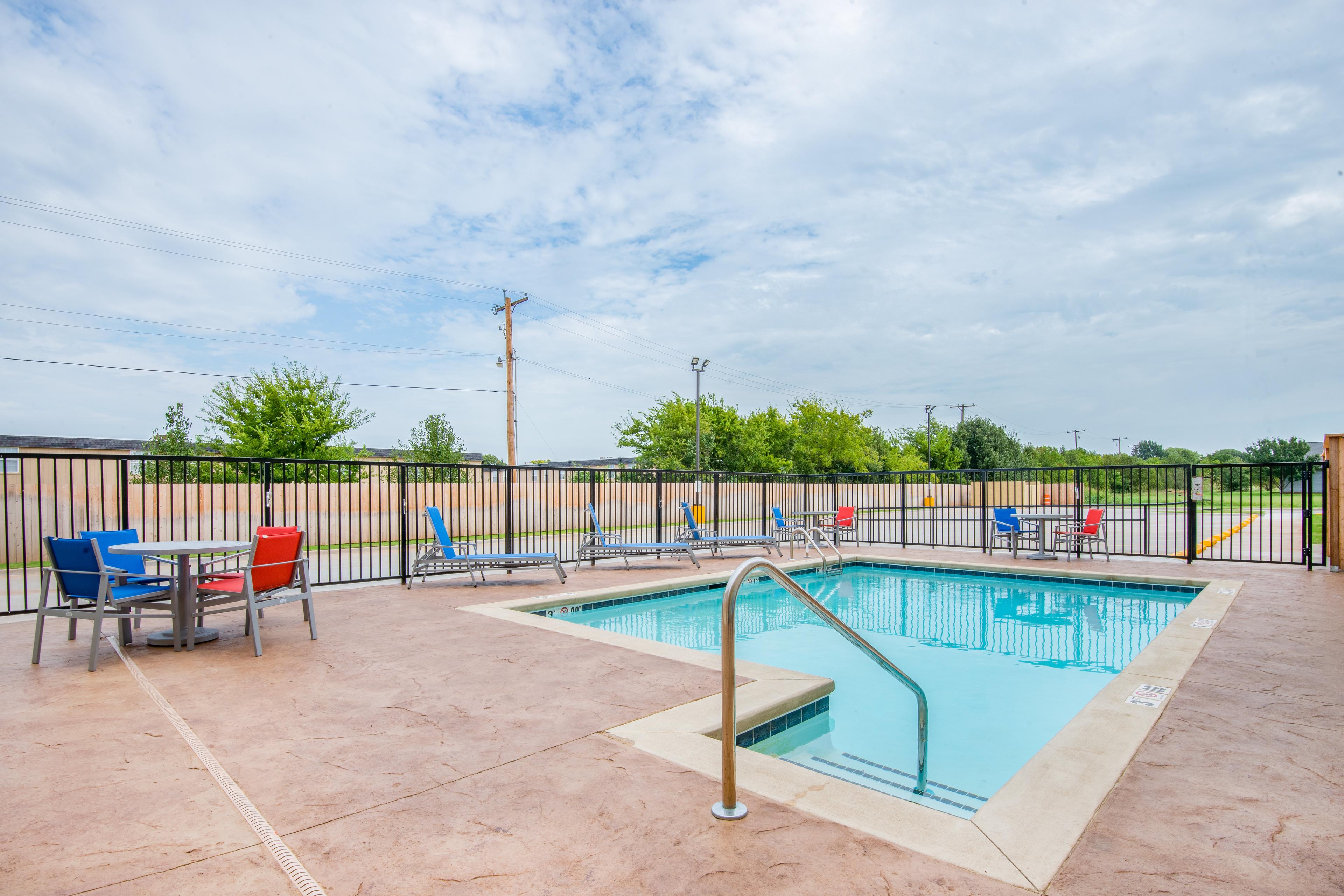 HOLIDAY INN EXP STES STILLWATER - U