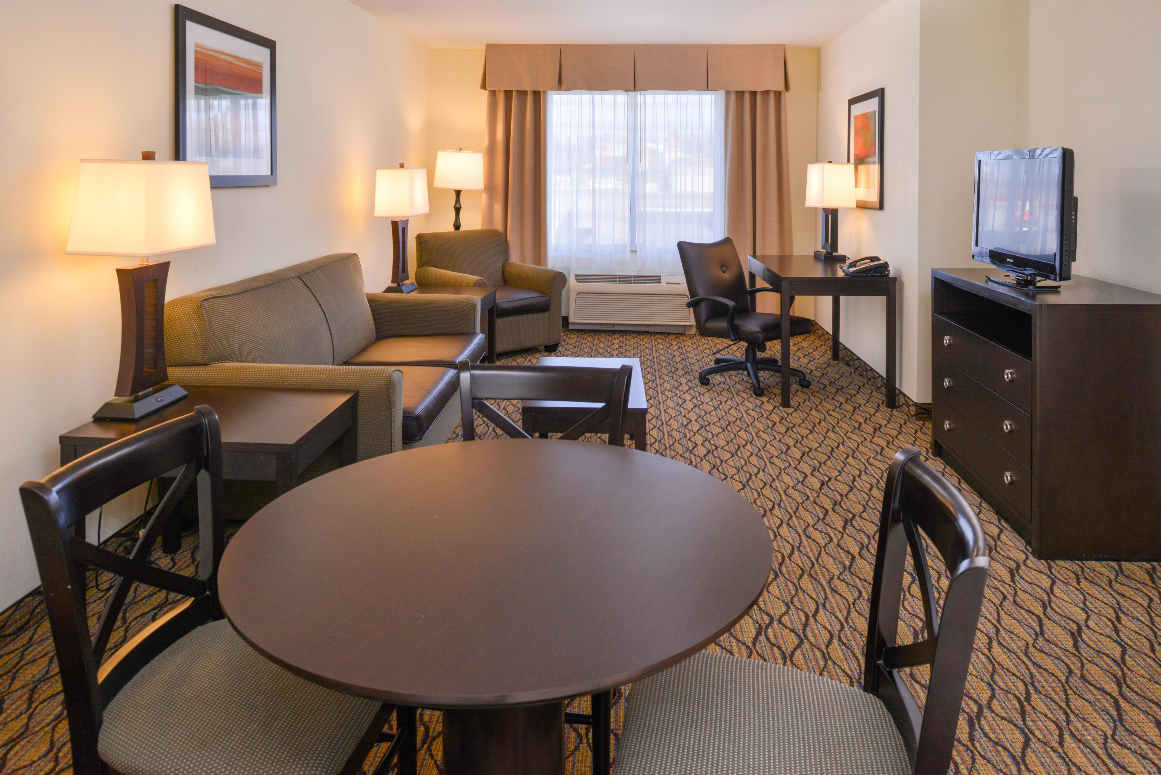 HOLIDAY INN HTL STES POPLAR BL BY I