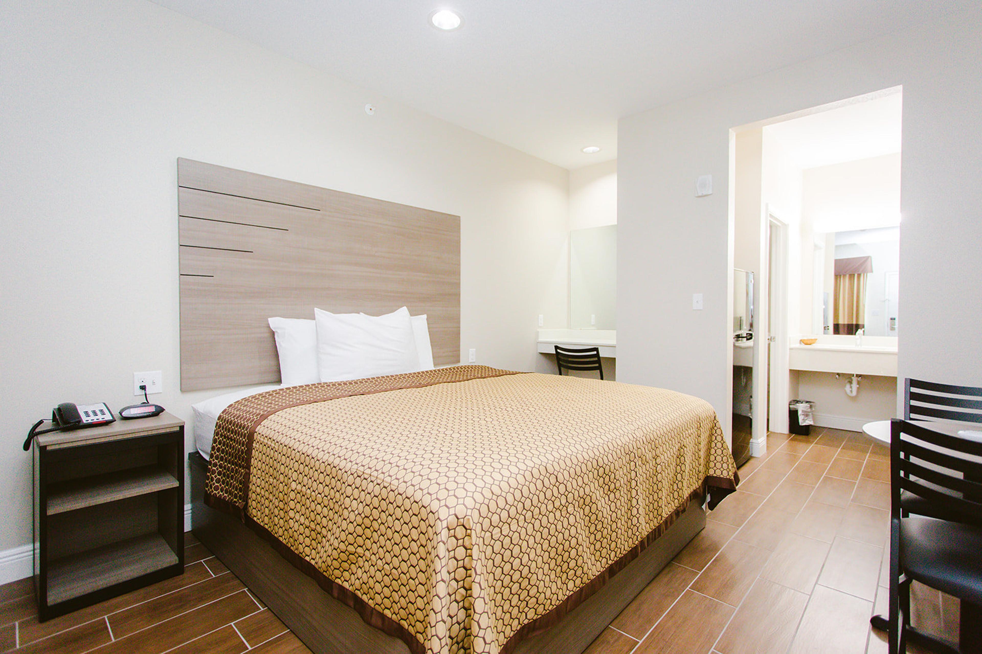 SCOTTISH INNS AND SUITES