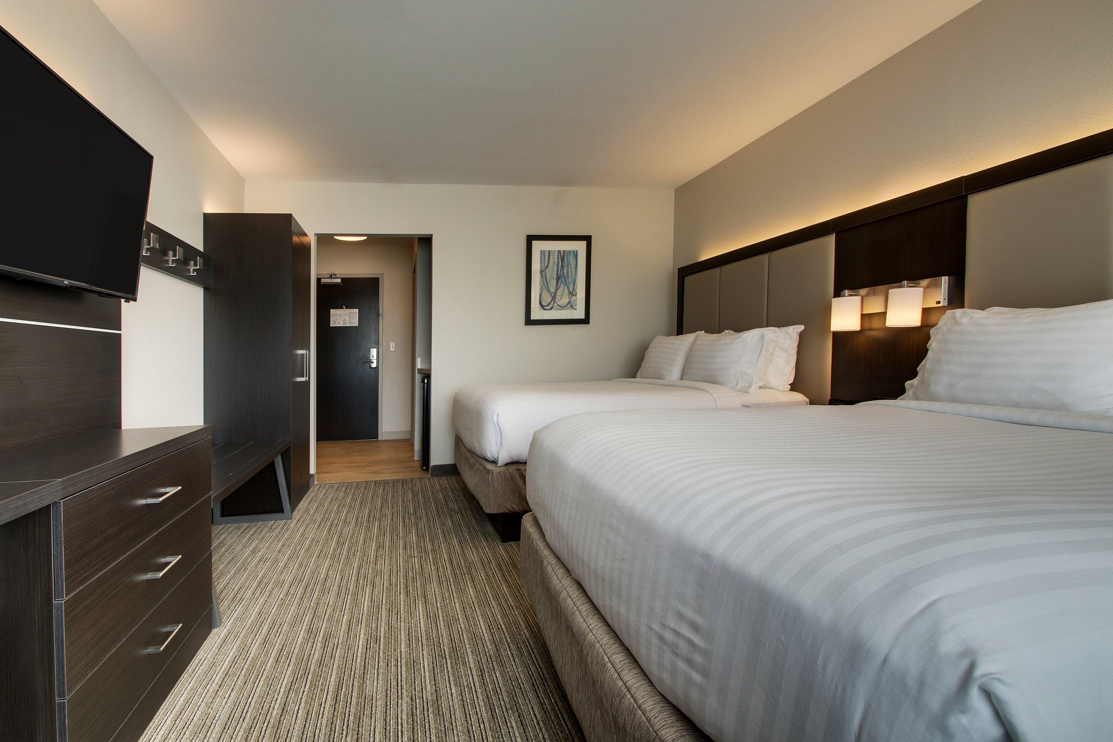 HOLIDAY INN EXP STES MT VERNON BY I