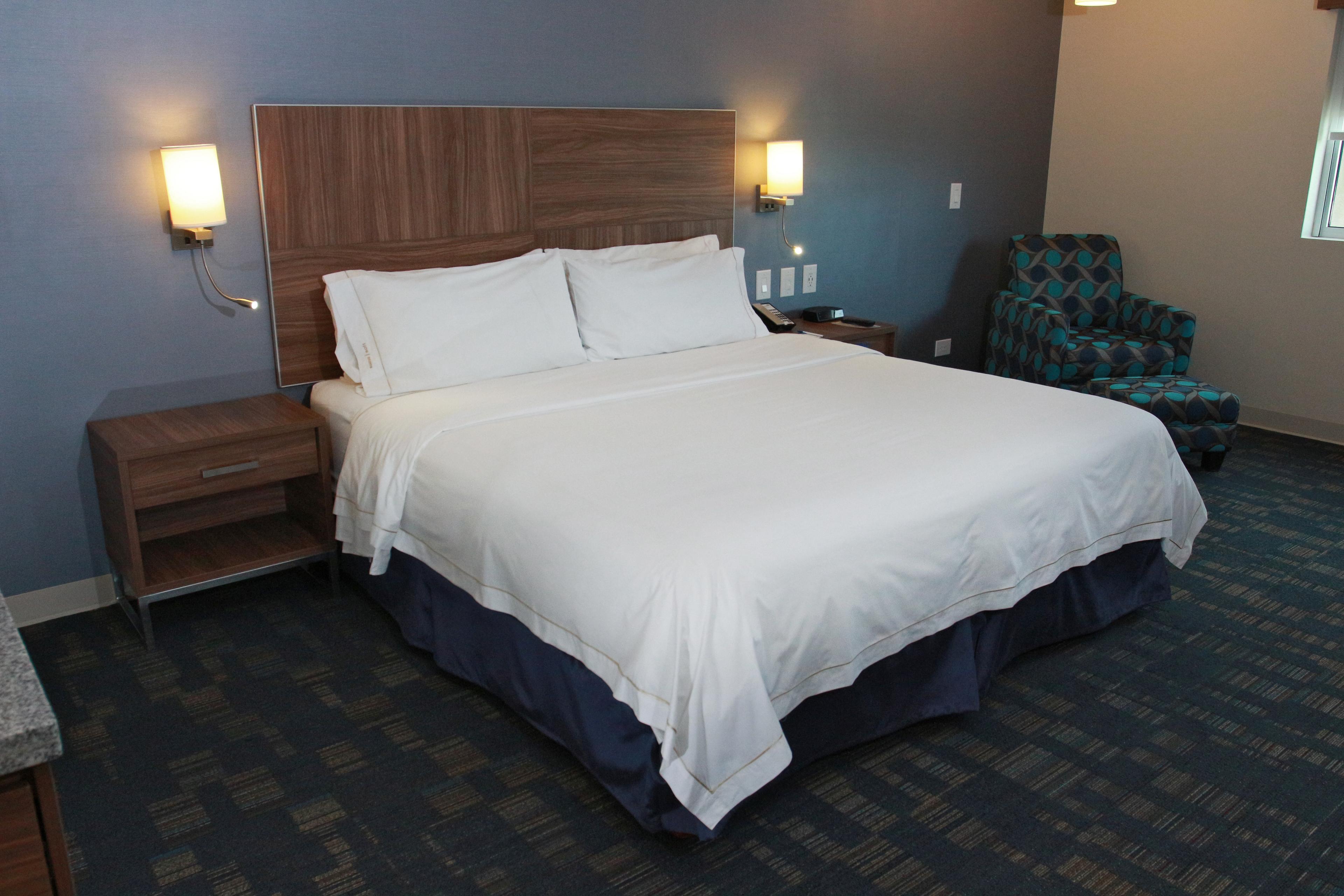 HOLIDAY INN EXP STES MEXICALI BY IH