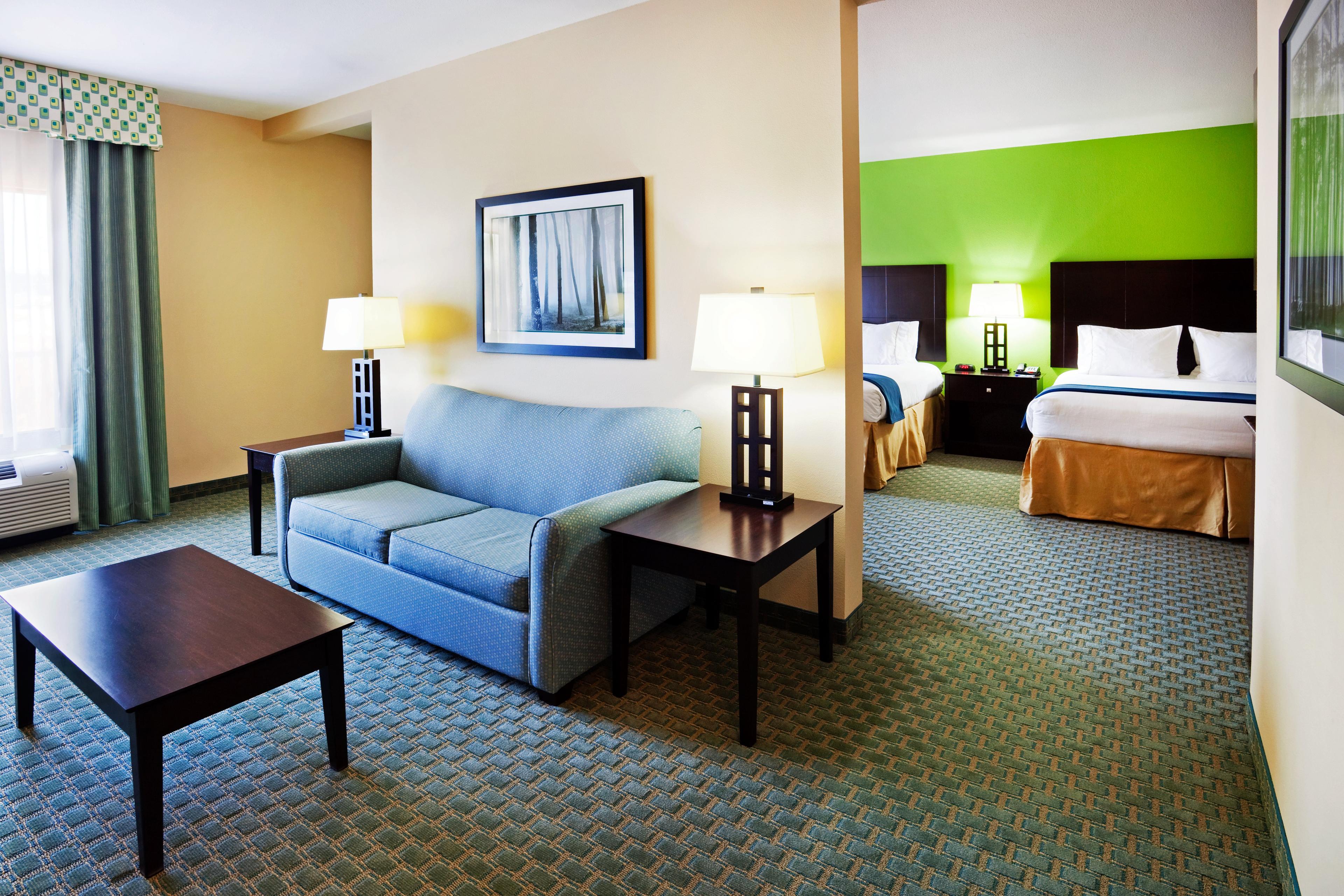 HOLIDAY INN EXP STES NEWPORT S BY I