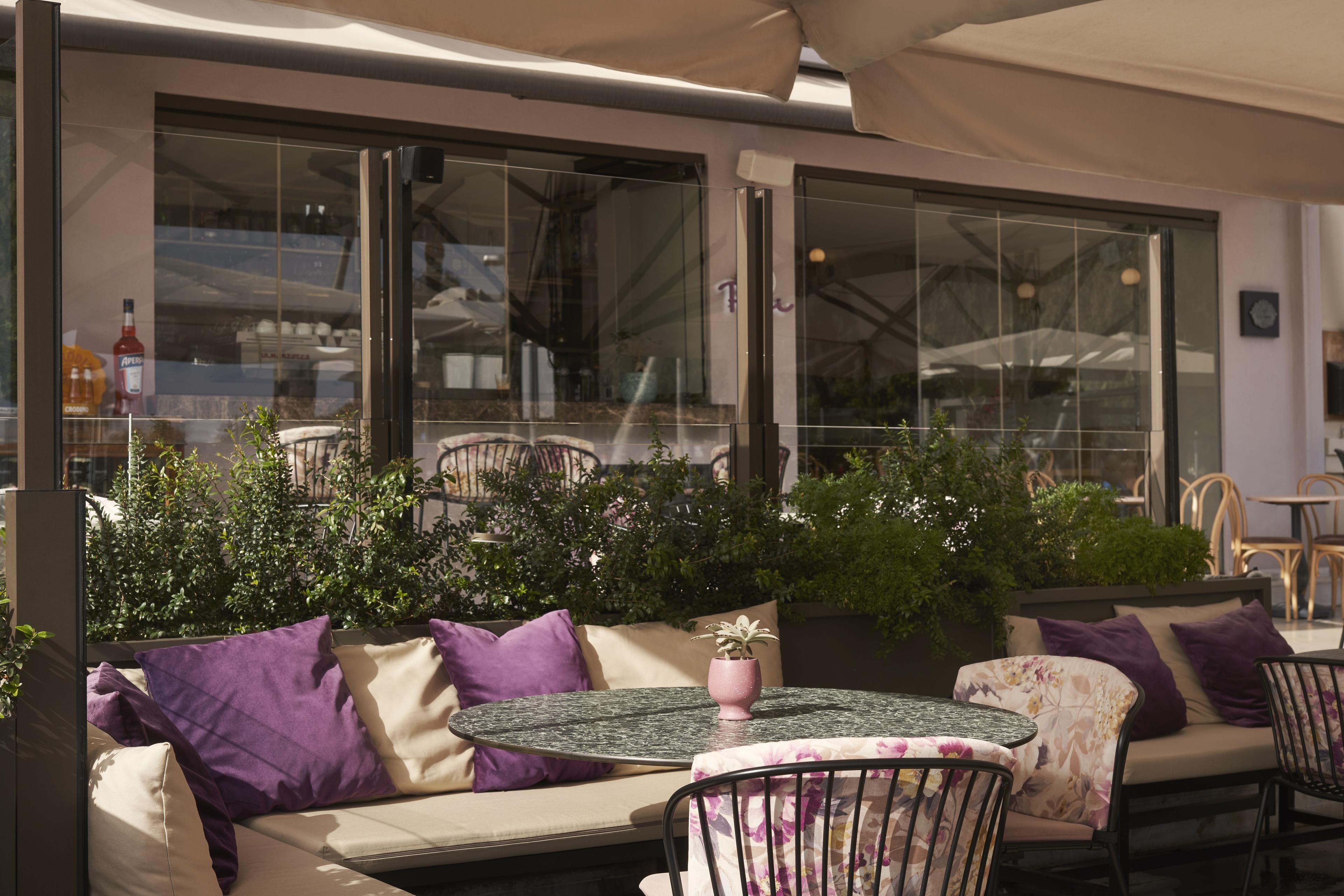 LEGACY GASTRO SUITES