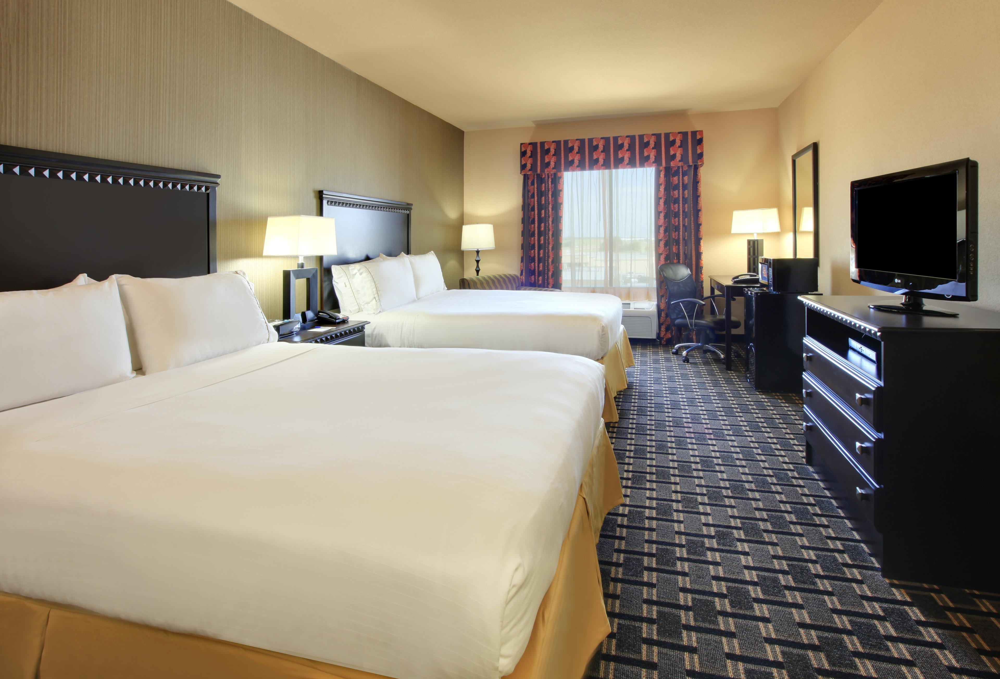 HOLIDAY INN EXP STES ENNIS BY IHG