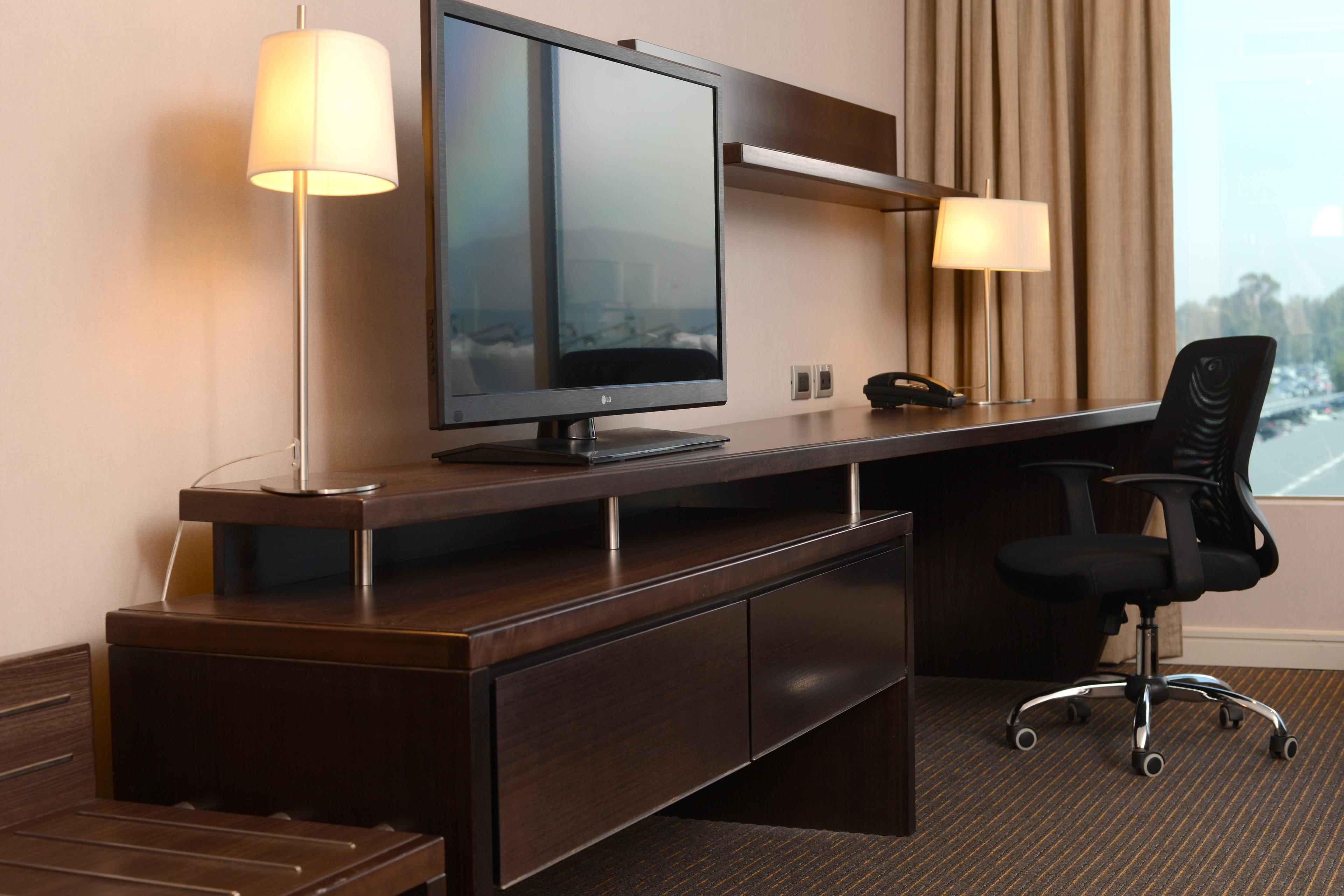 Holiday Inn Santiago - Airport Terminal by IHG