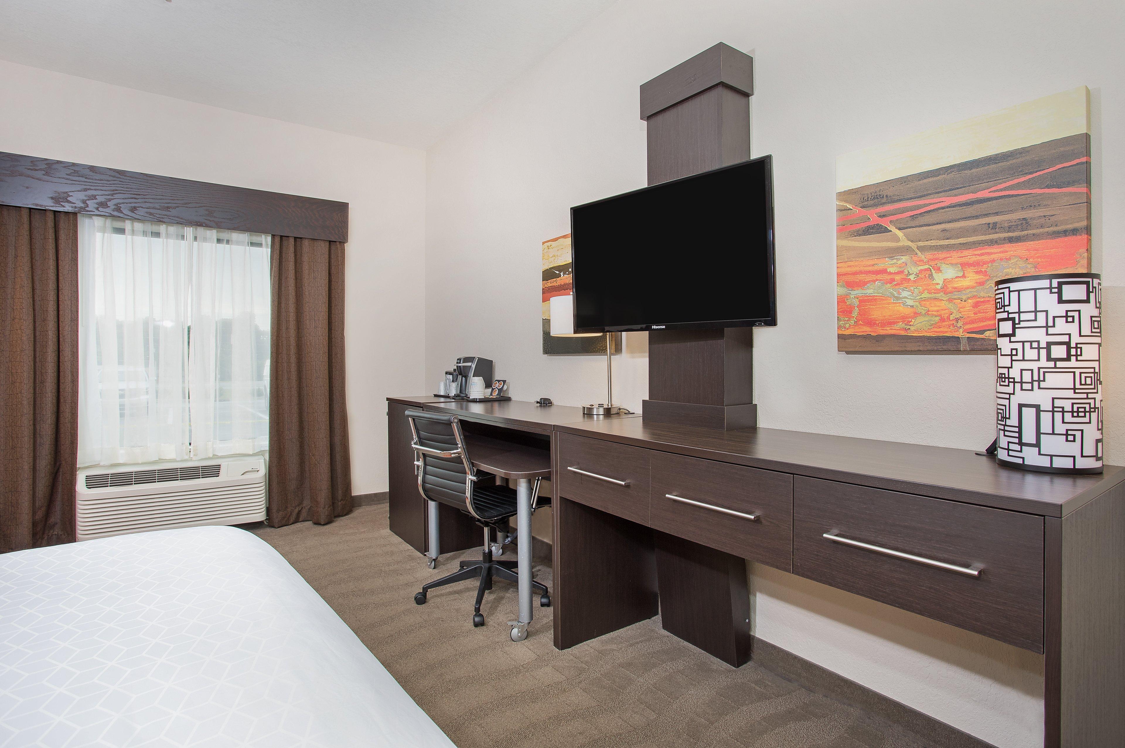 HOLIDAY INN EXP STES GLASGOW BY IHG