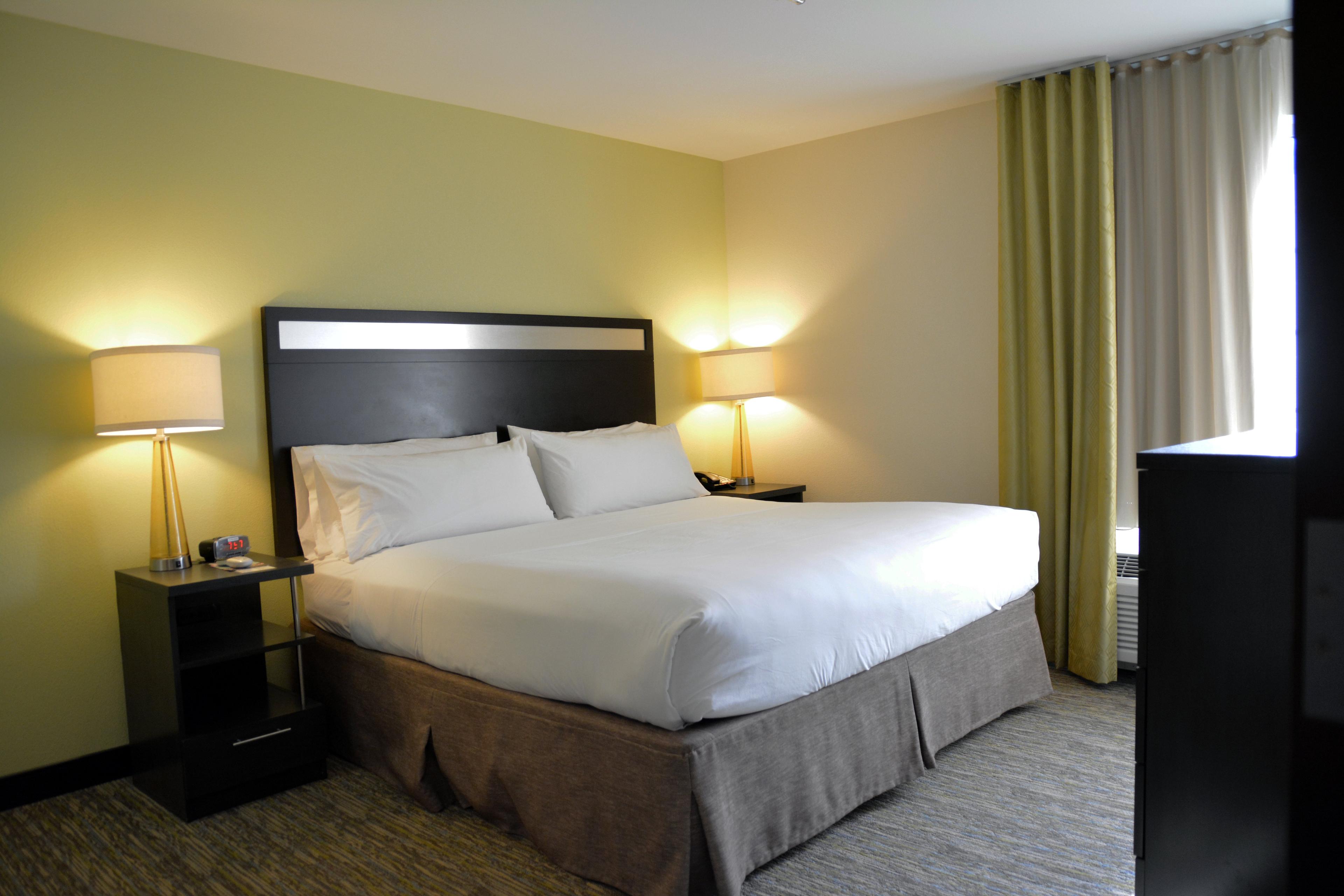 CANDLEWOOD STES AUSTINTOWN BY IHG