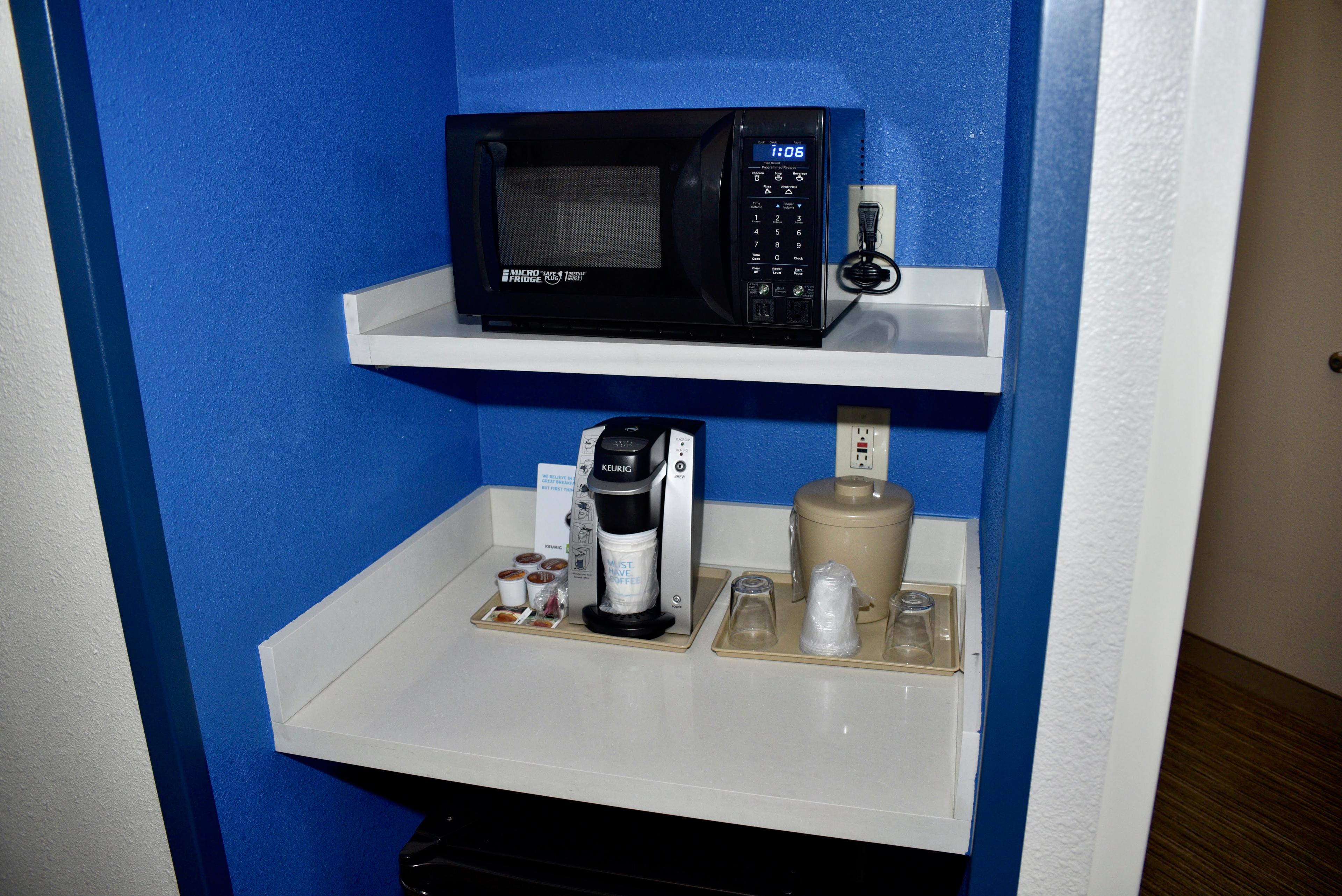 HOLIDAY INN EXPRESS WINDSOR BY IHG