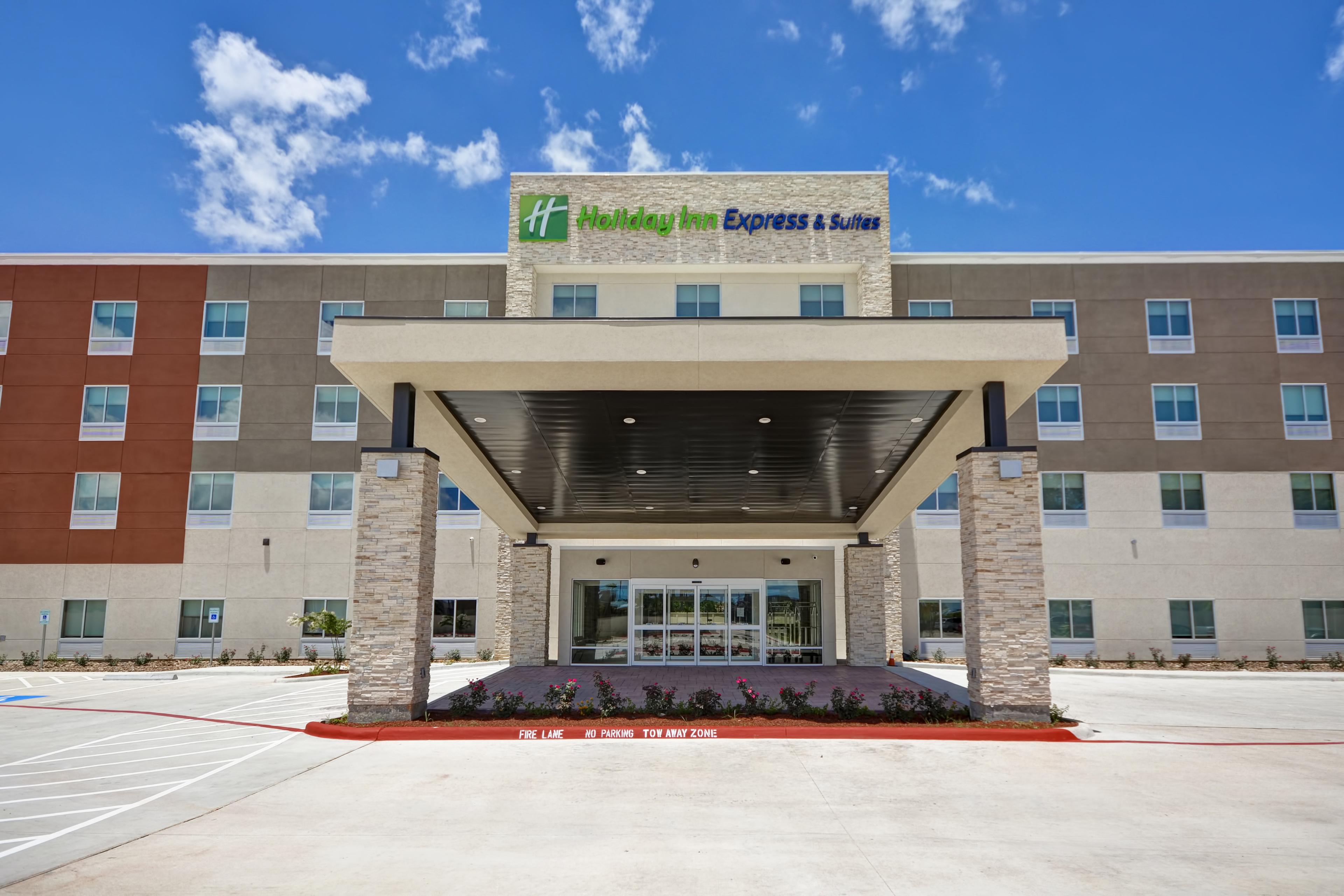 HOLIDAY INN EXP STES BOARDWALK BY I