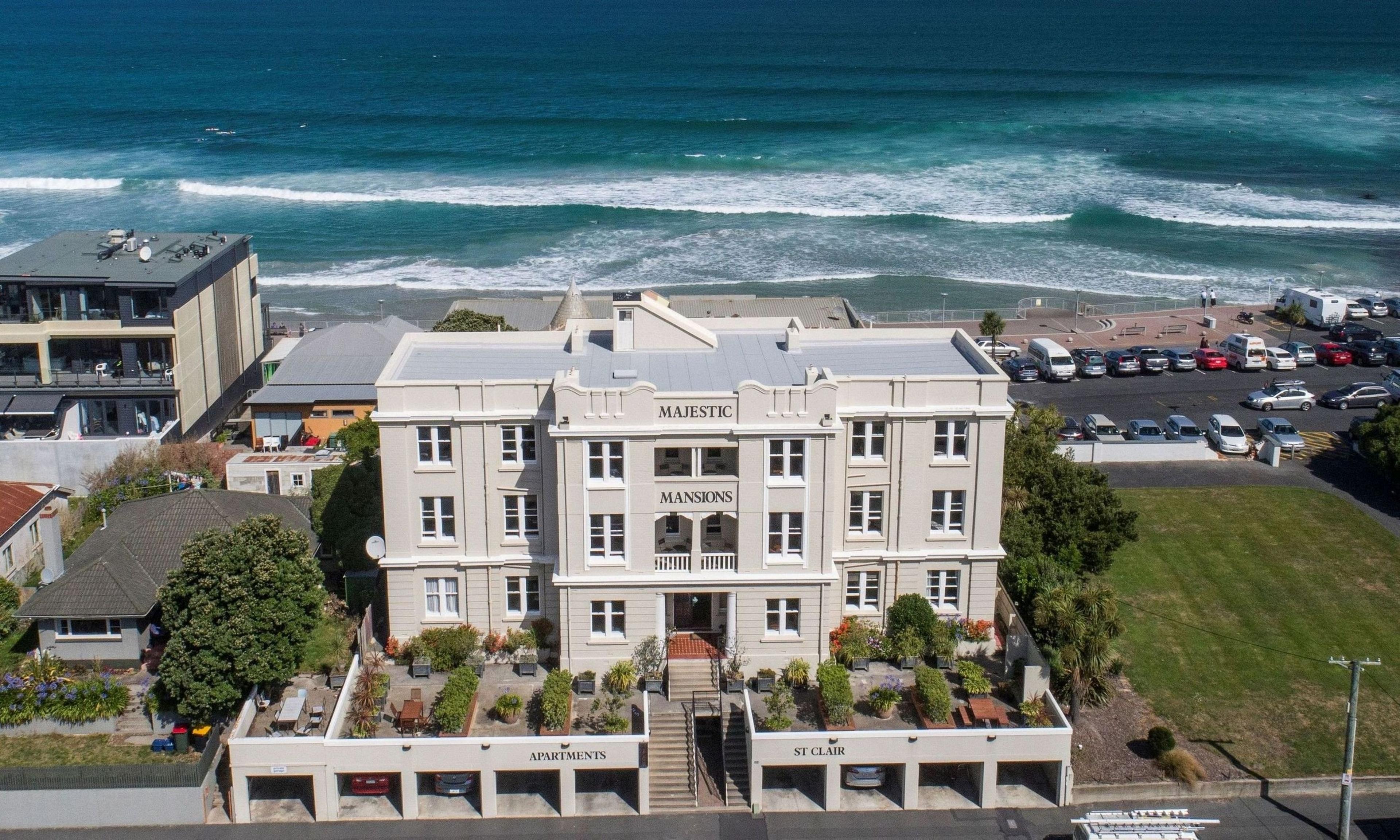 MAJESTIC MANSIONS APARTMENTS AT ST