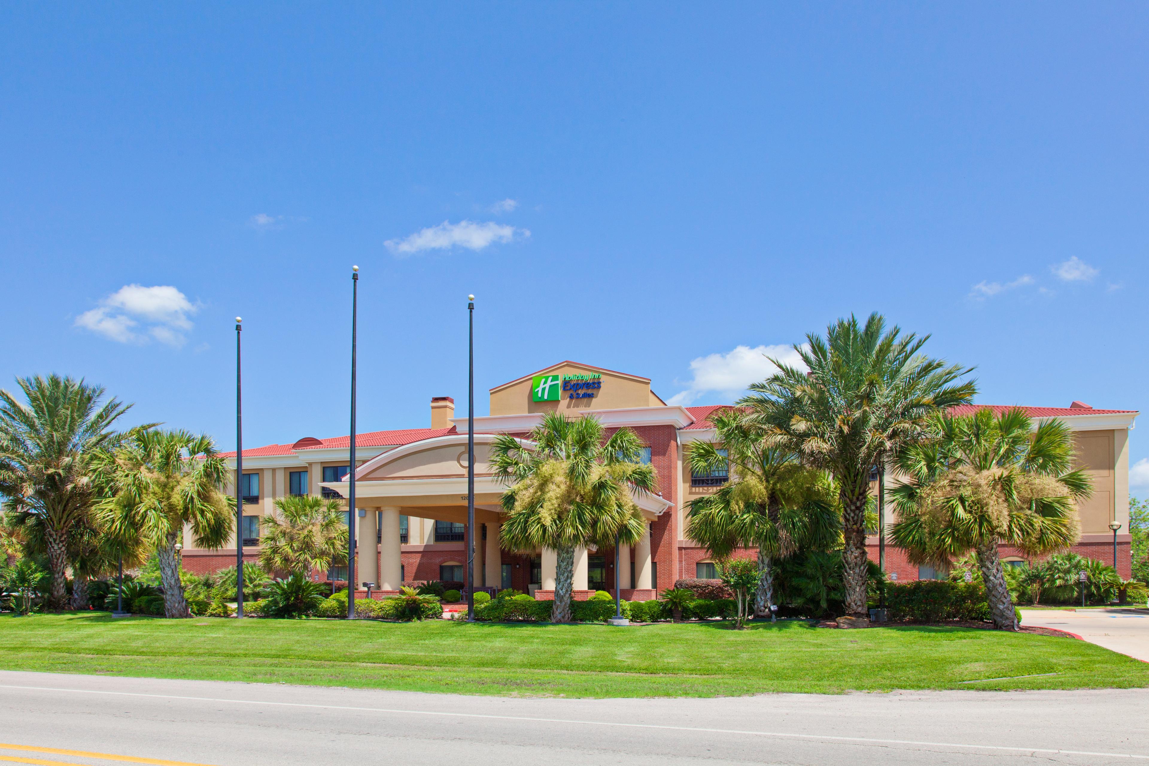 HOLIDAY INN EXP STES WHARTON BY IHG