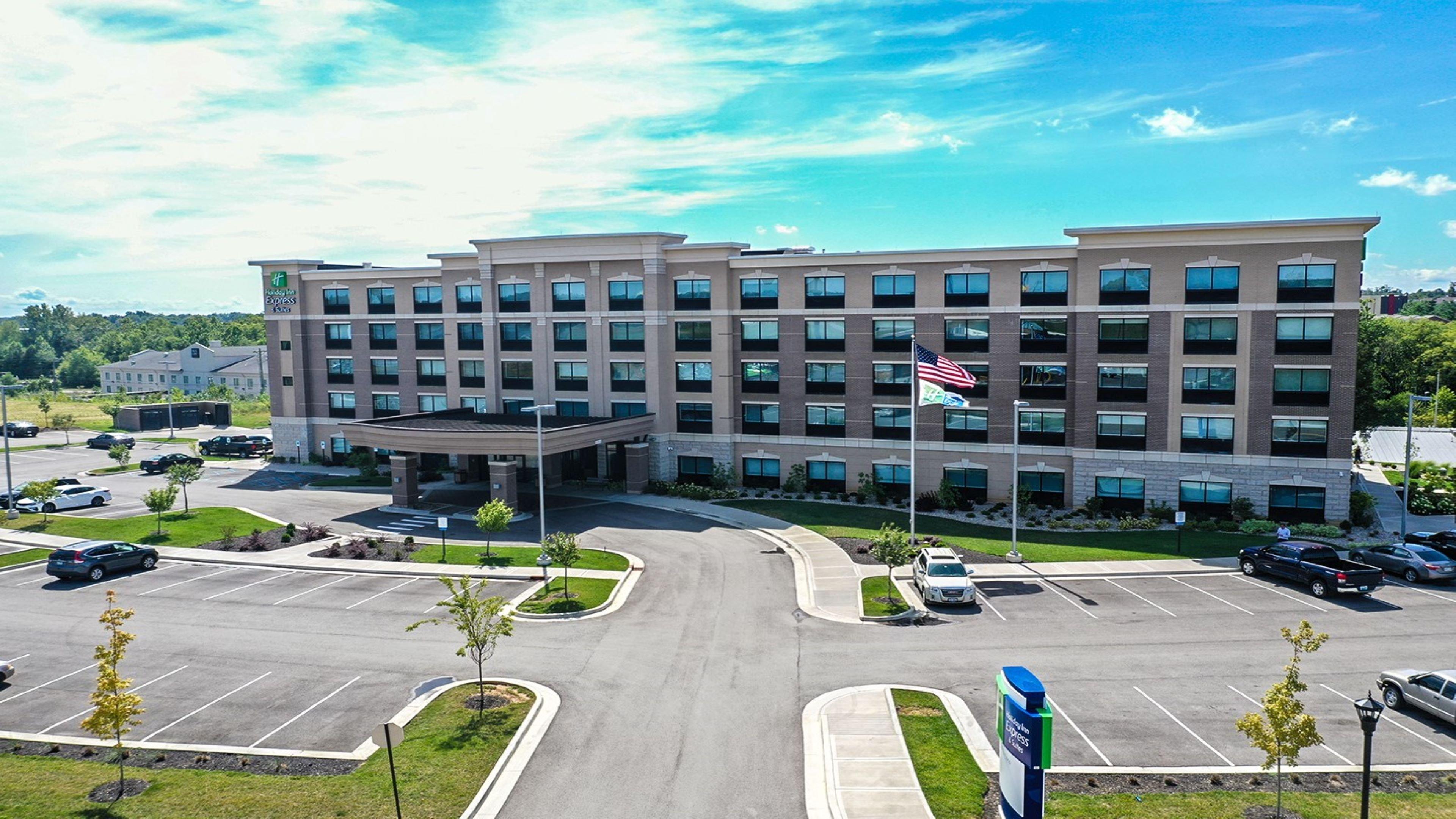 HOLIDAY INN EXP STES ELIZABETHTOWN