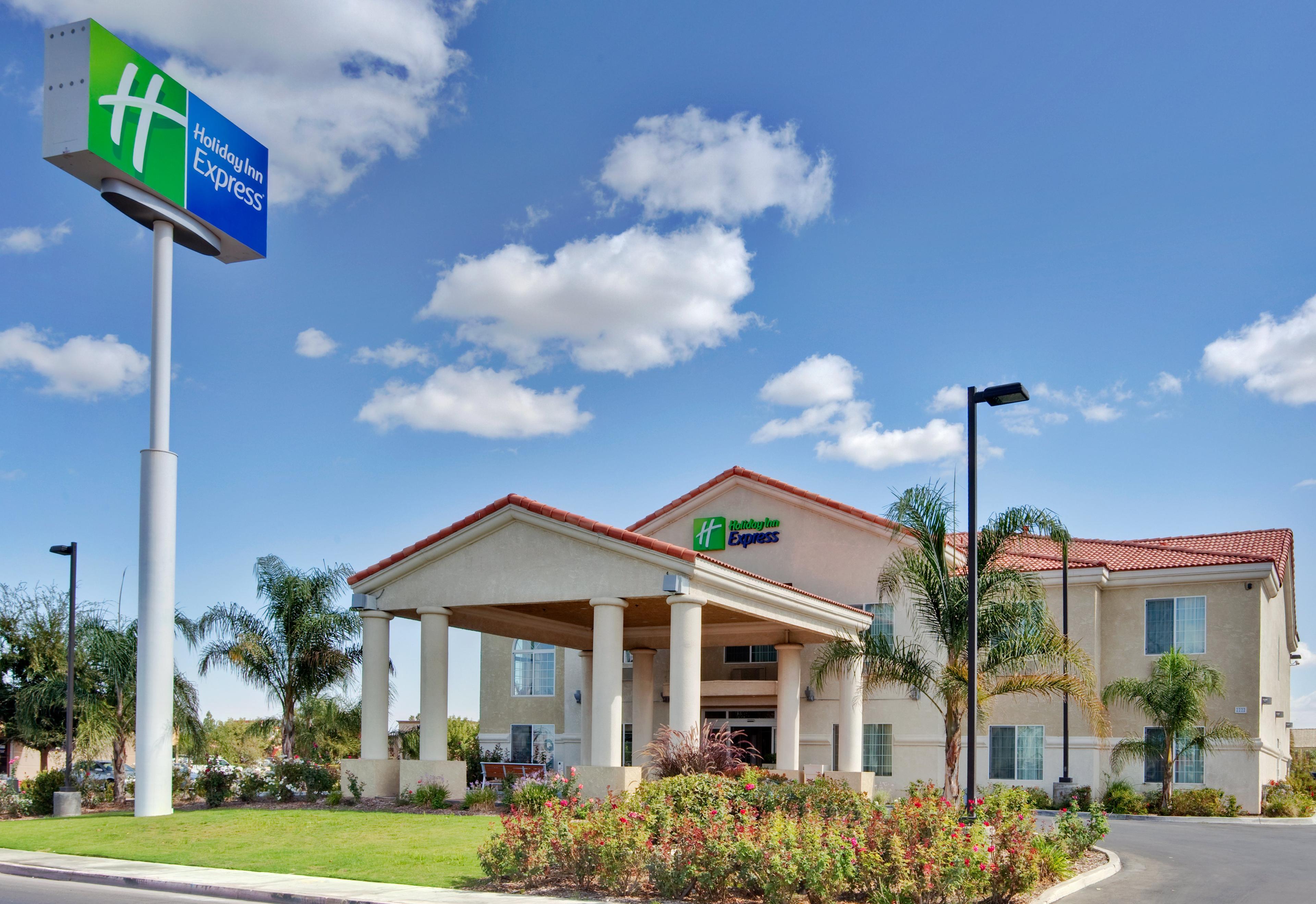 Holiday Inn Express Delano Hwy 99 by IHG