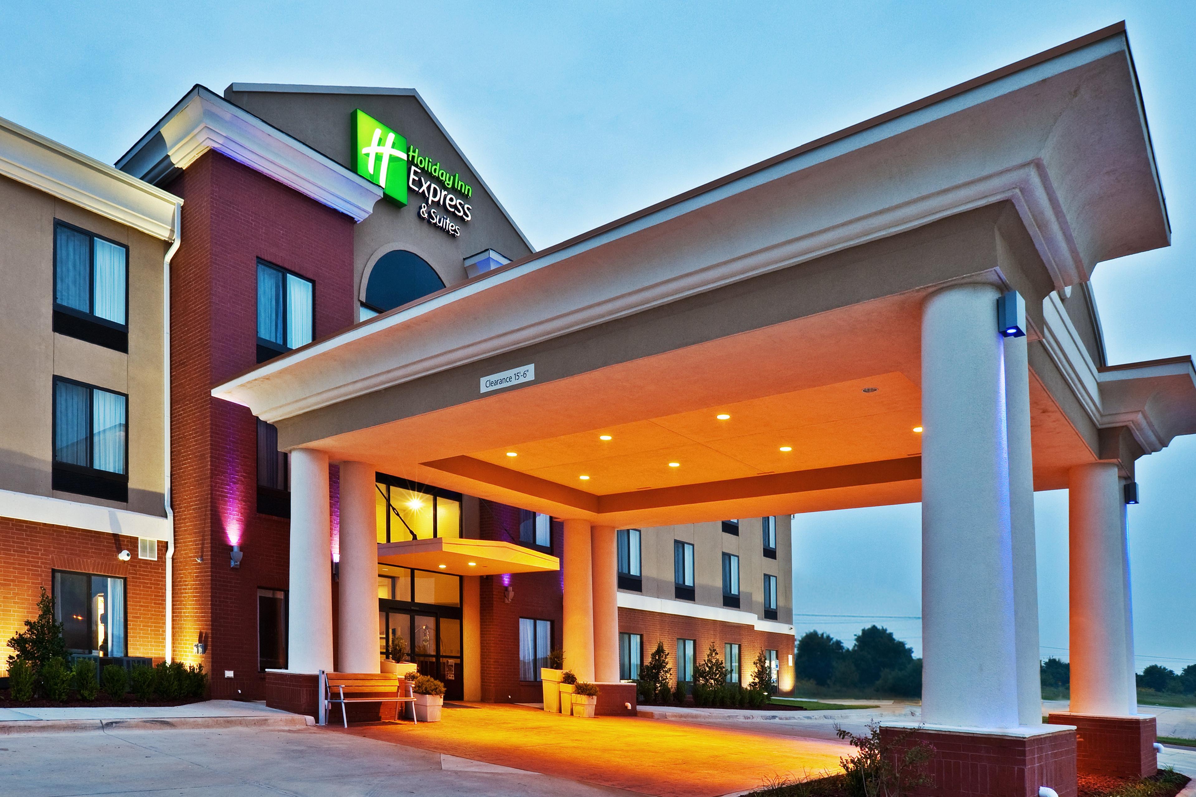 HOLIDAY INN EXP STES PERRY BY IHG