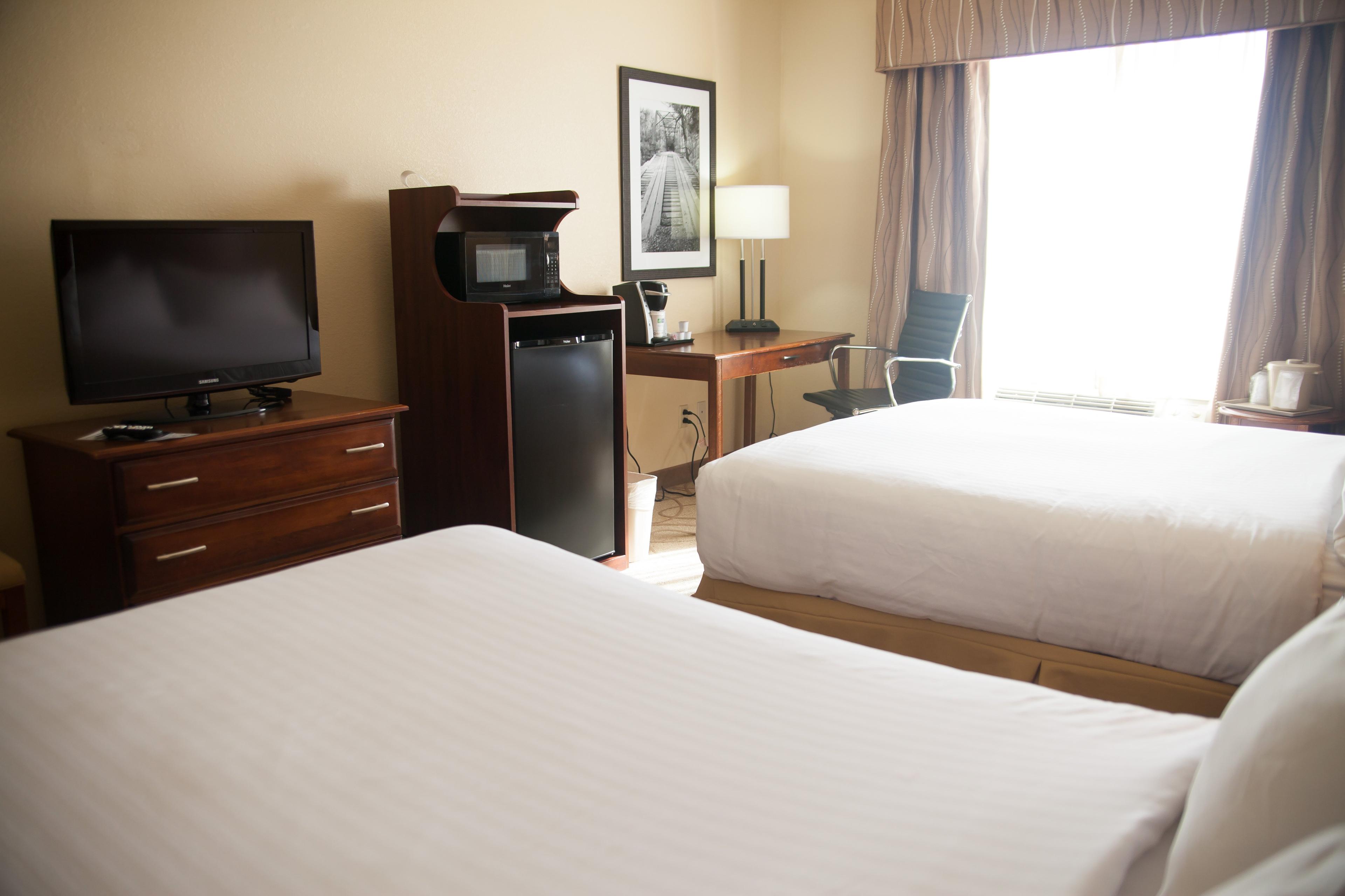 HOLIDAY INN EXP STES PARAGOULD BY I