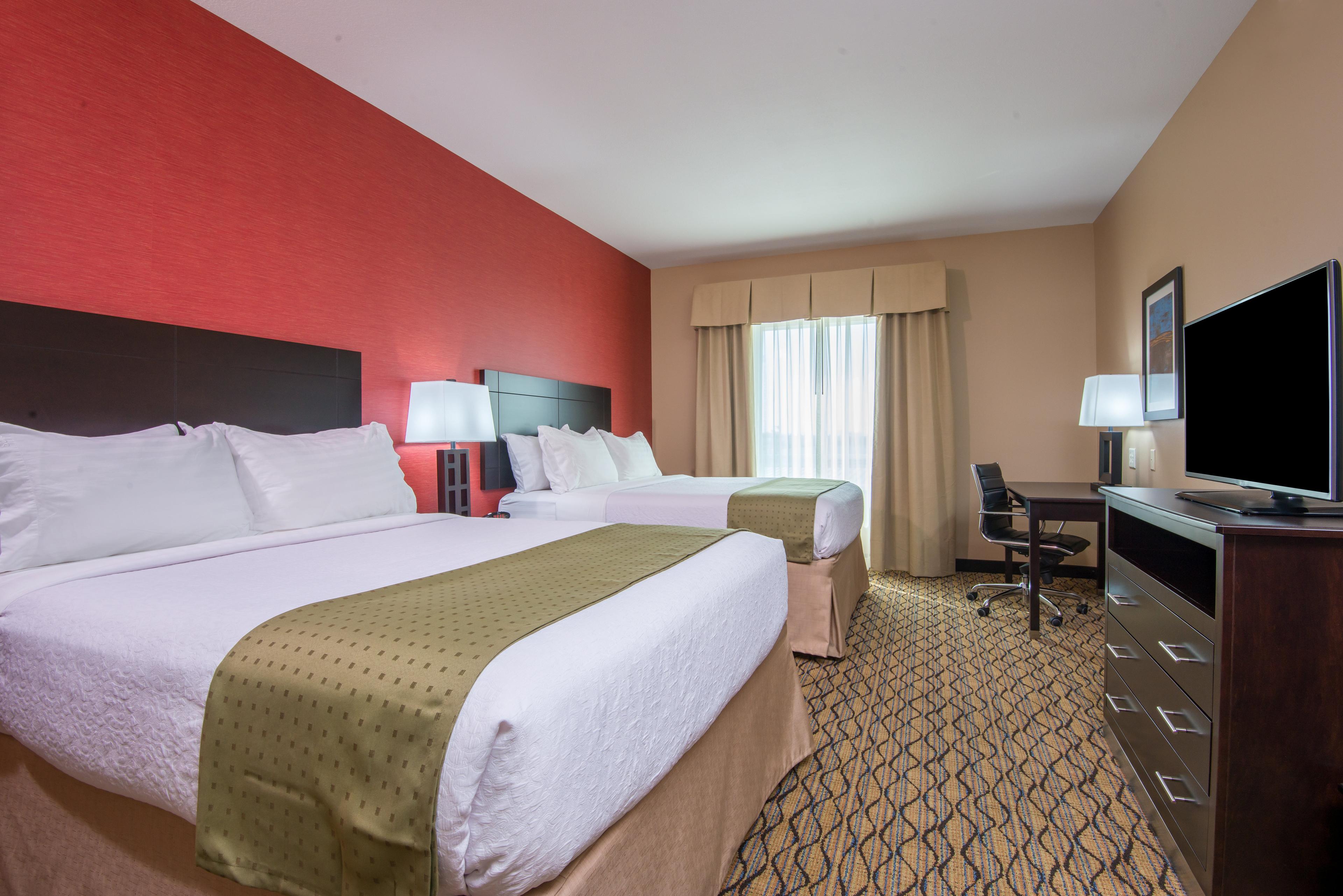 HOLIDAY INN SALINA BY IHG