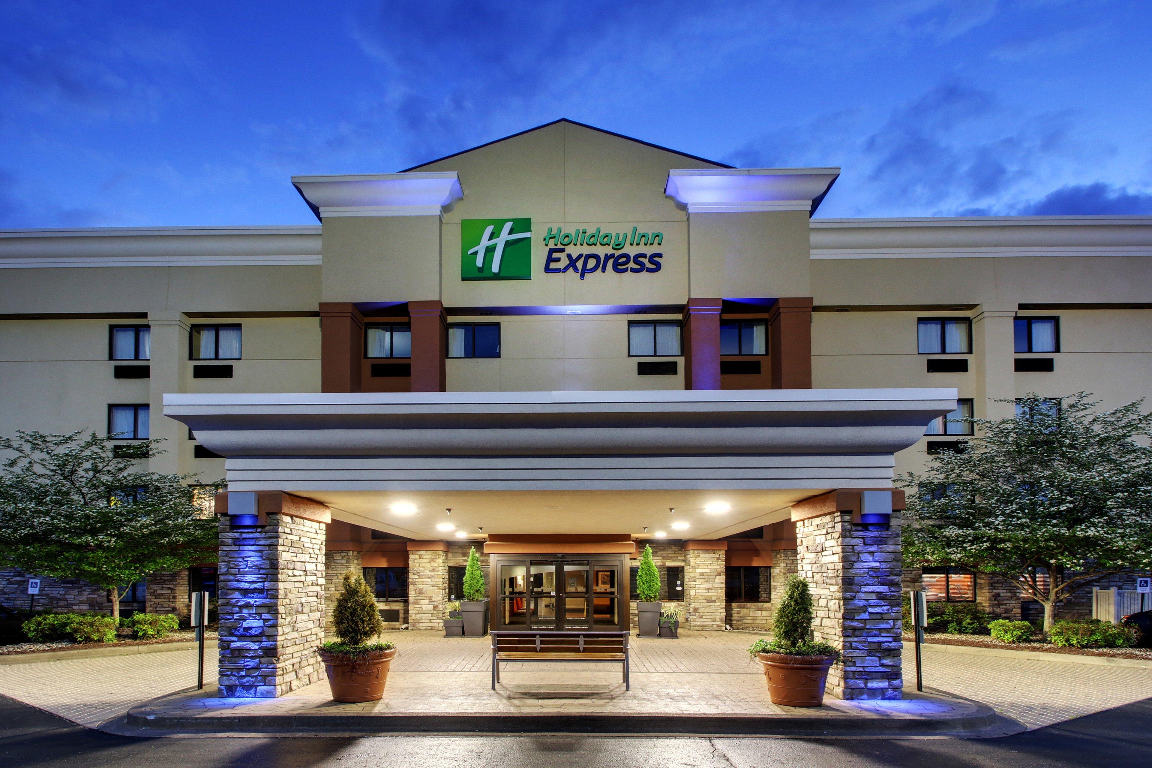 HOLIDAY INN EXP FT CAMPBELL BY IHG