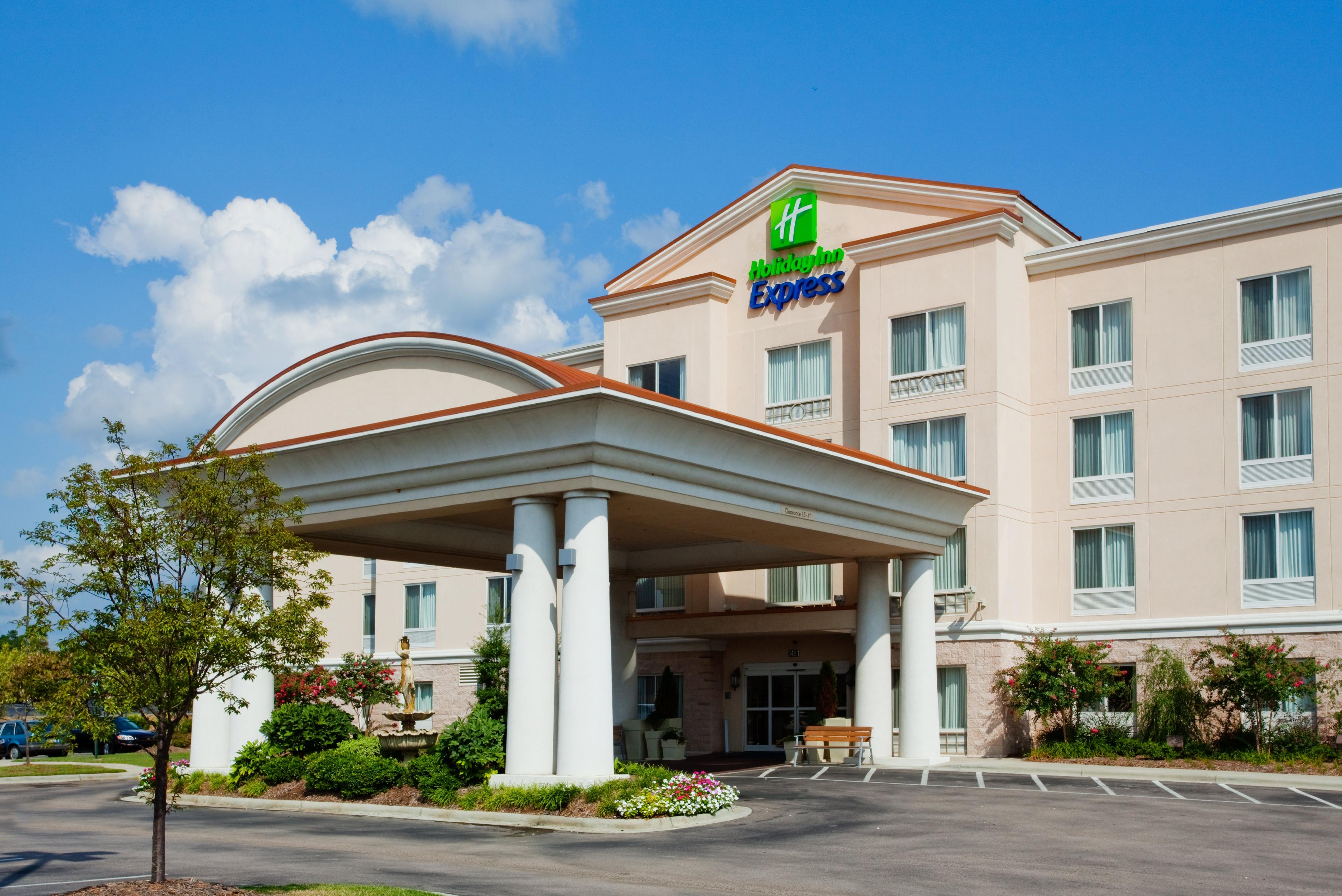 HOLIDAY INN EXP STES CONCORD BY IHG
