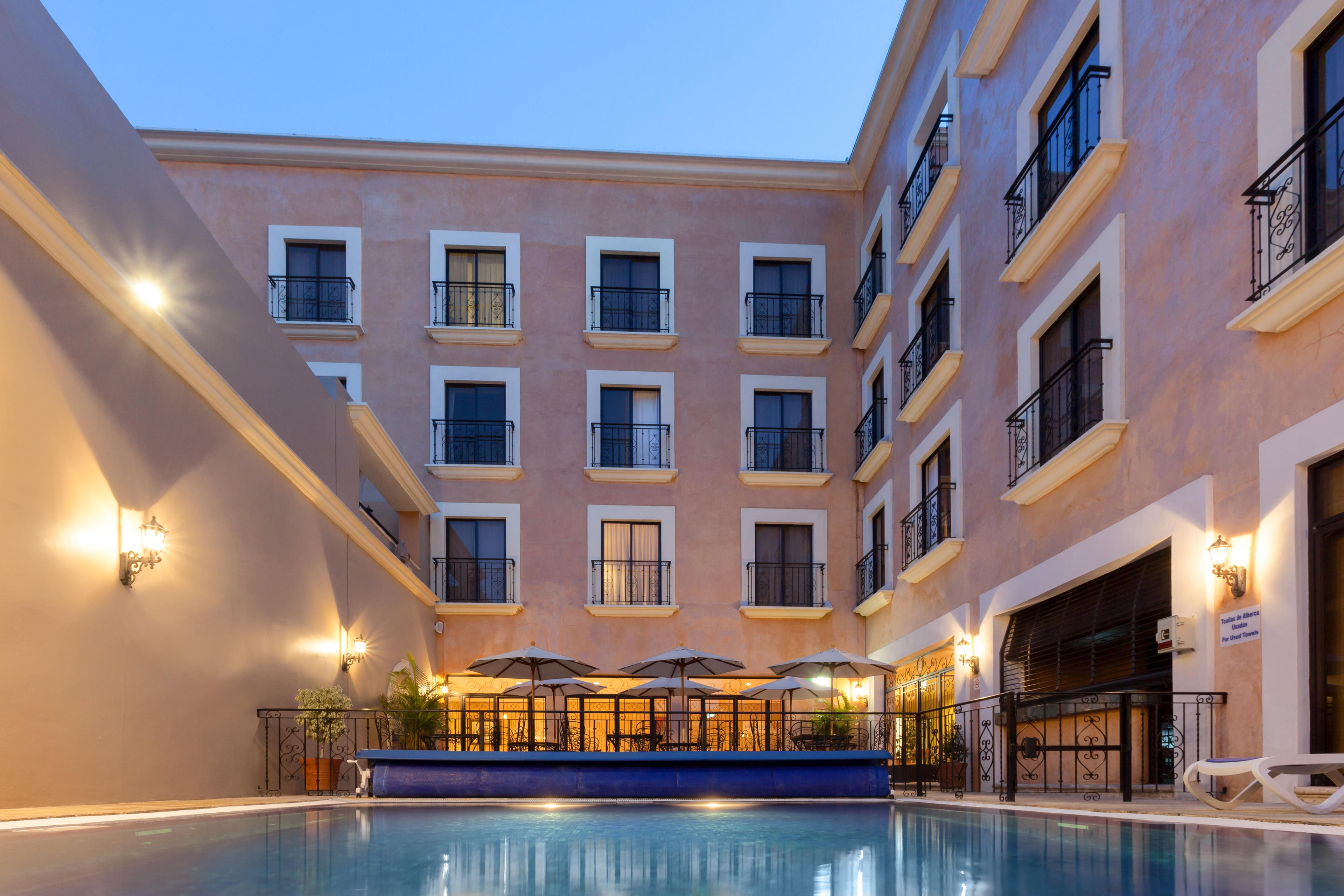 Hotel Photo 3