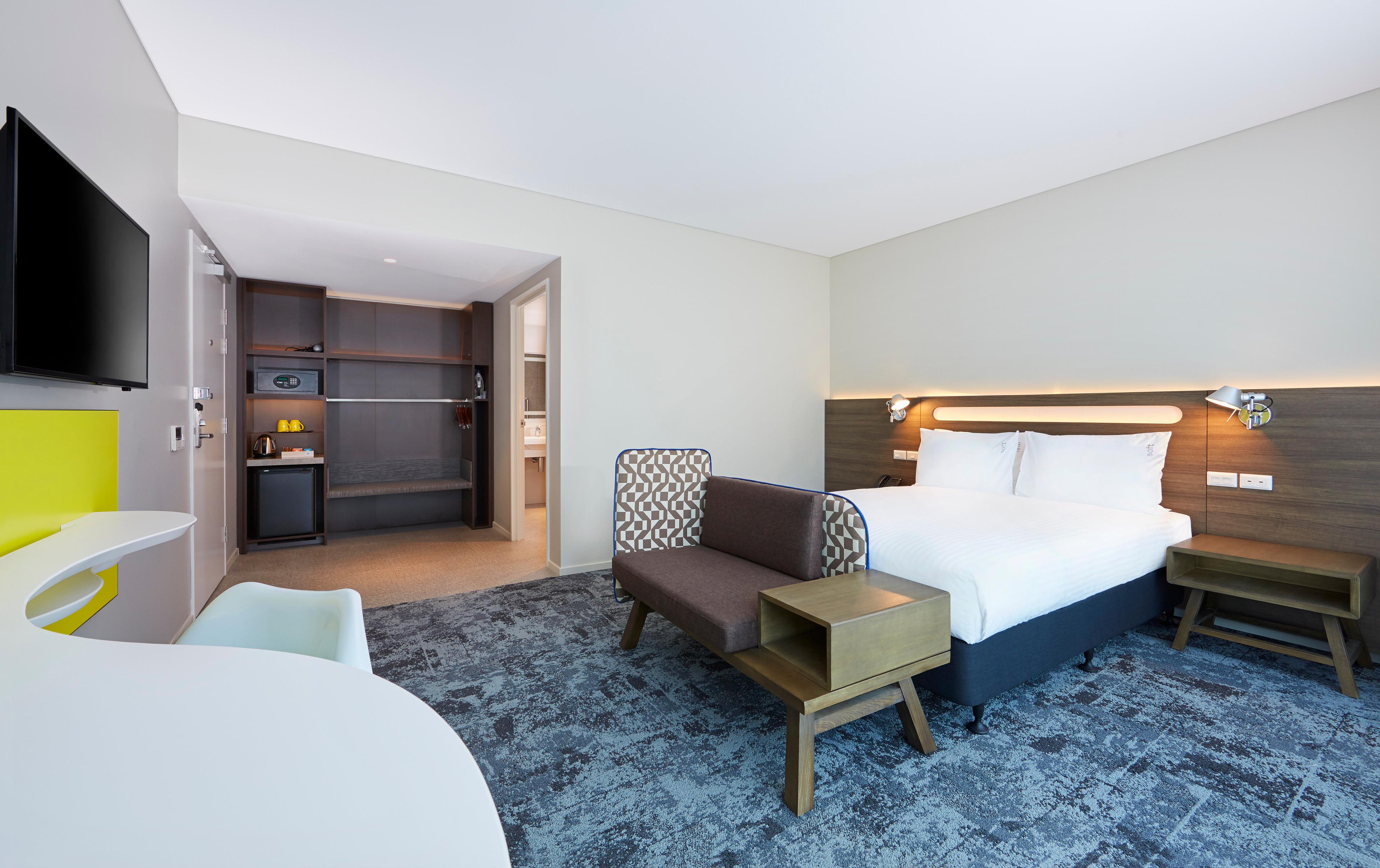 HOLIDAY INN EXP BRISBANE BY IHG