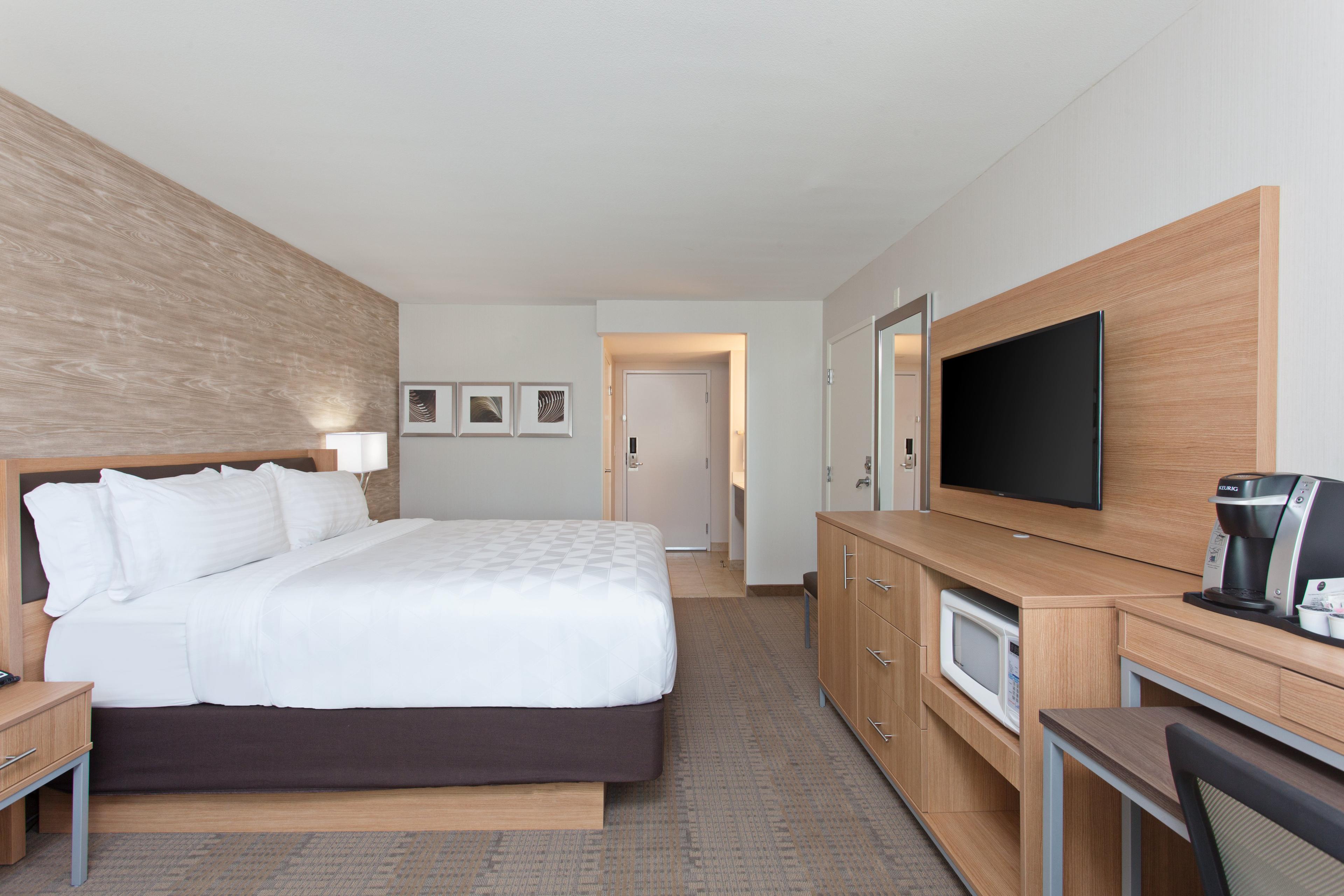 HOLIDAY INN PALMDALE-LANCASTER BY I
