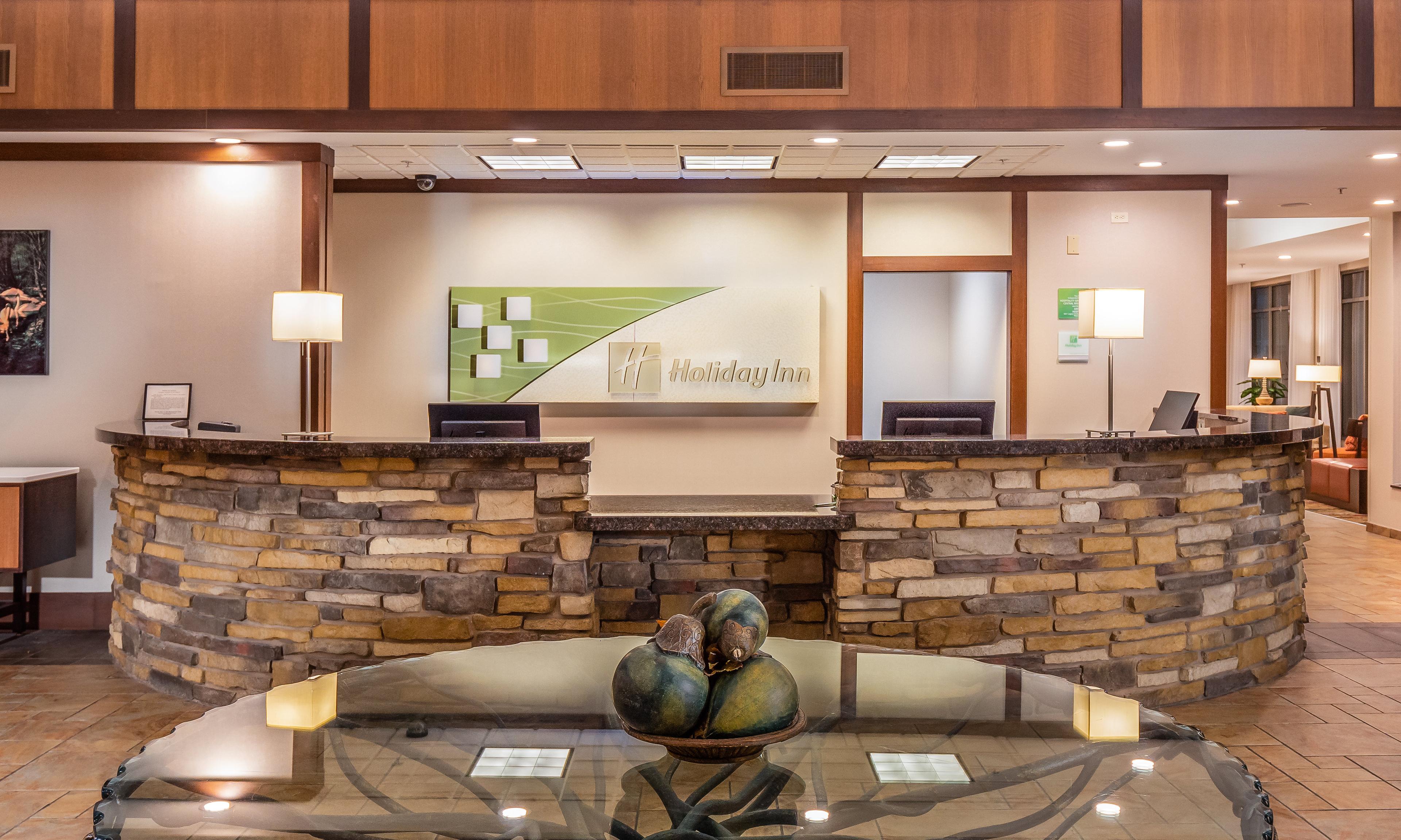 HOLIDAY INN CONVENTION CENTER BY IH