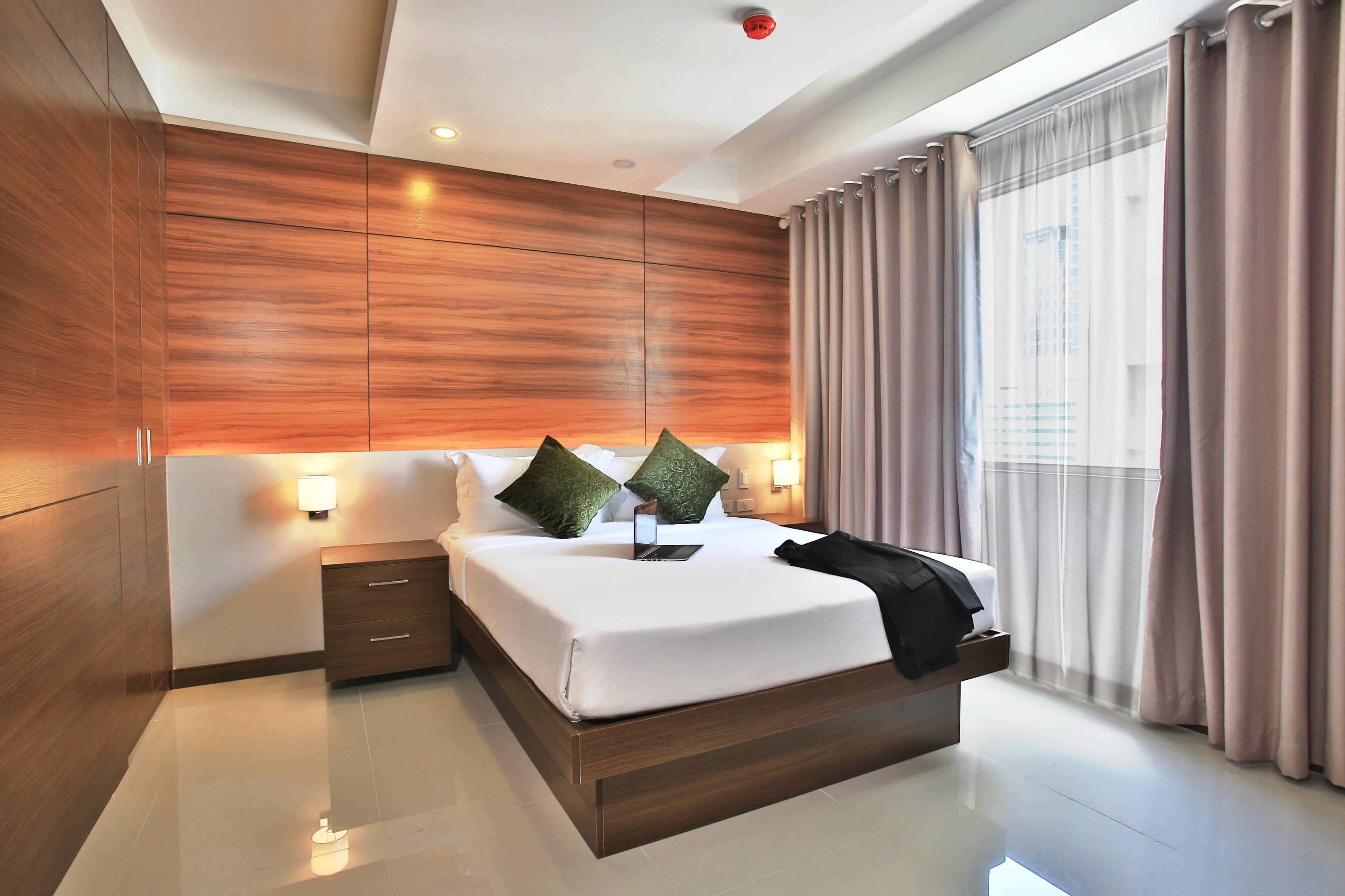 Valero Grand Suites