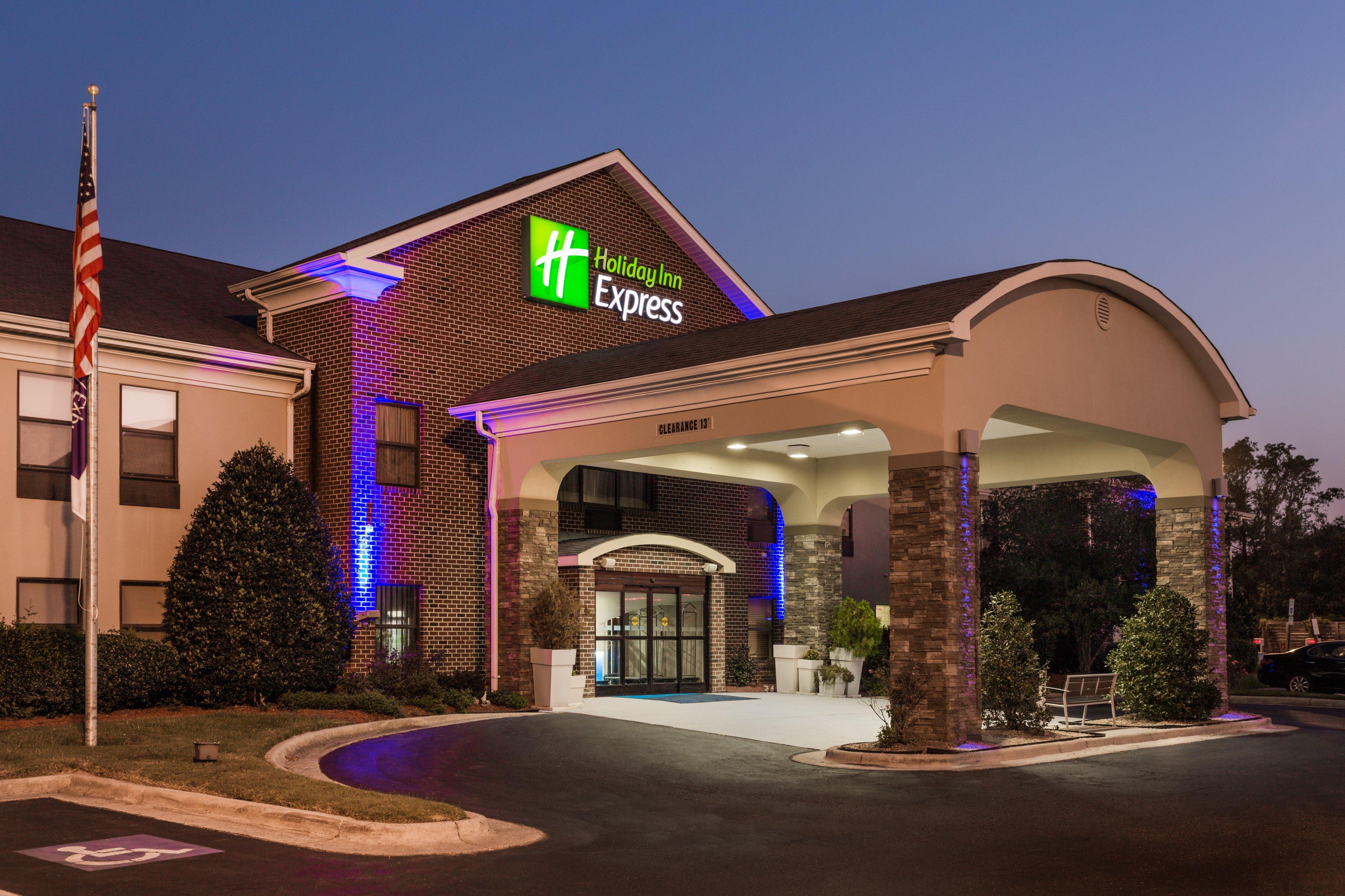 HOLIDAY INN EXPRESS PLYMOUTH BY IHG