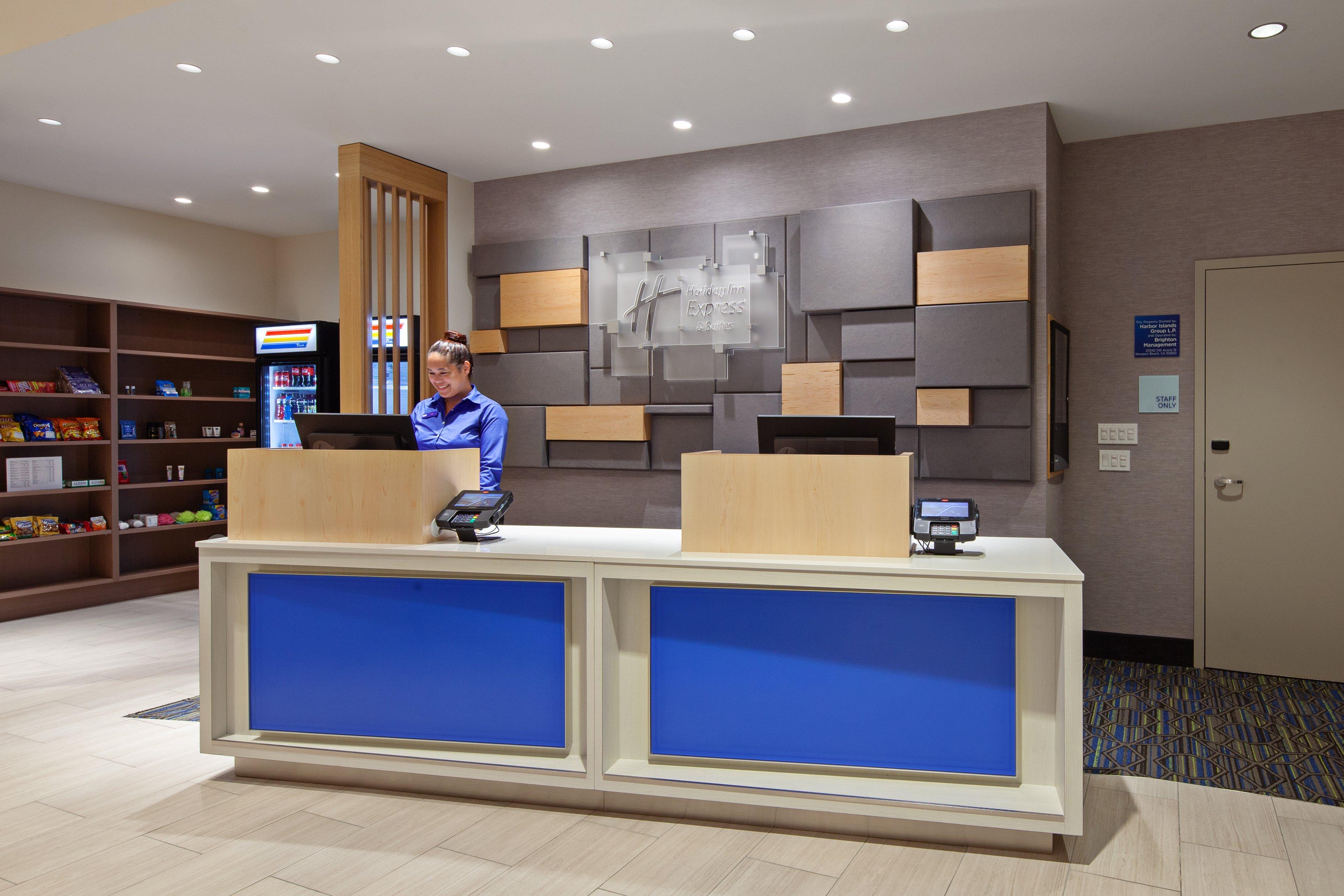 HOLIDAY INN EXP STES VENTURA BY IHG
