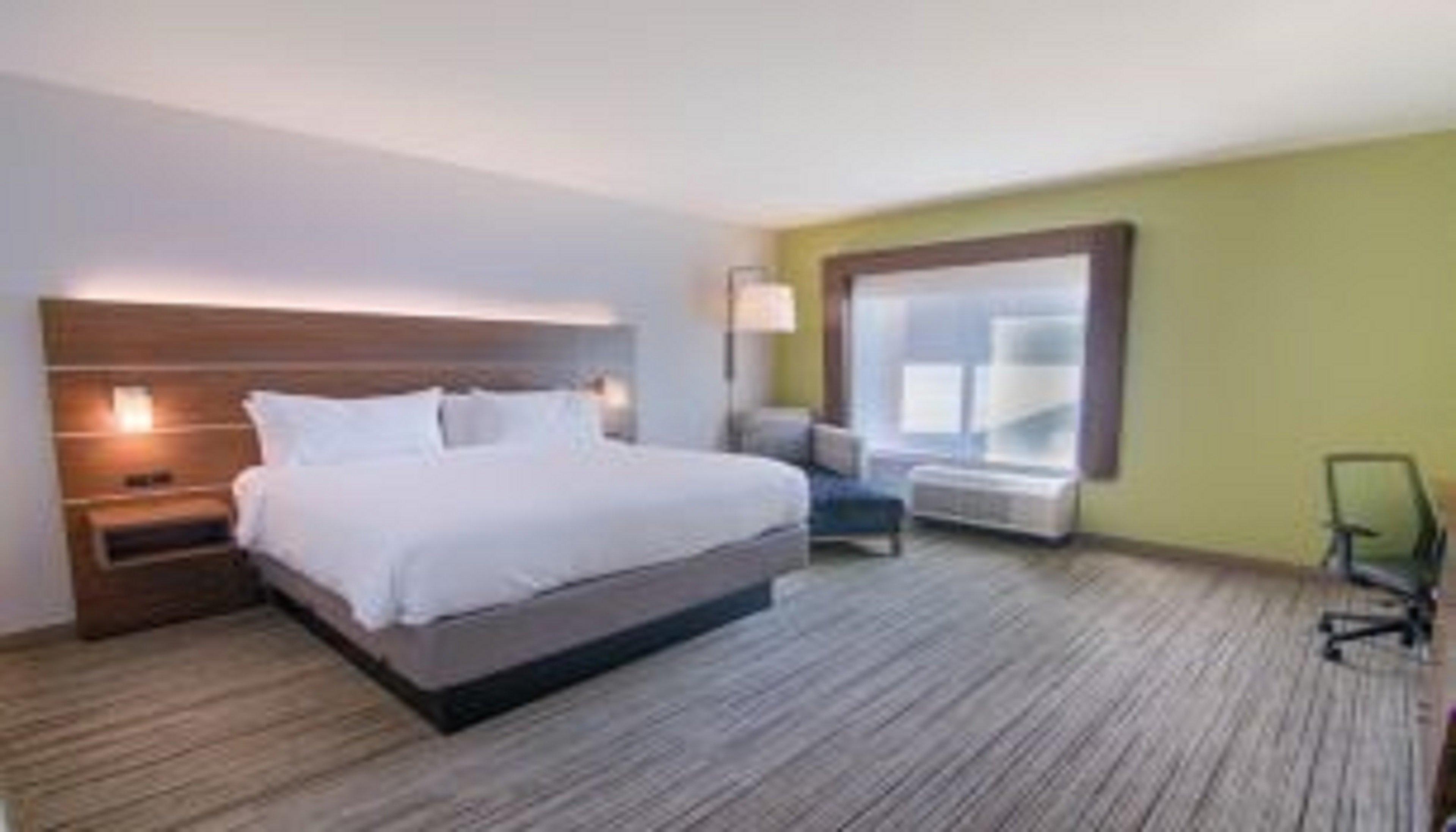 HOLIDAY INN EXP STES QUINCY BY IHG