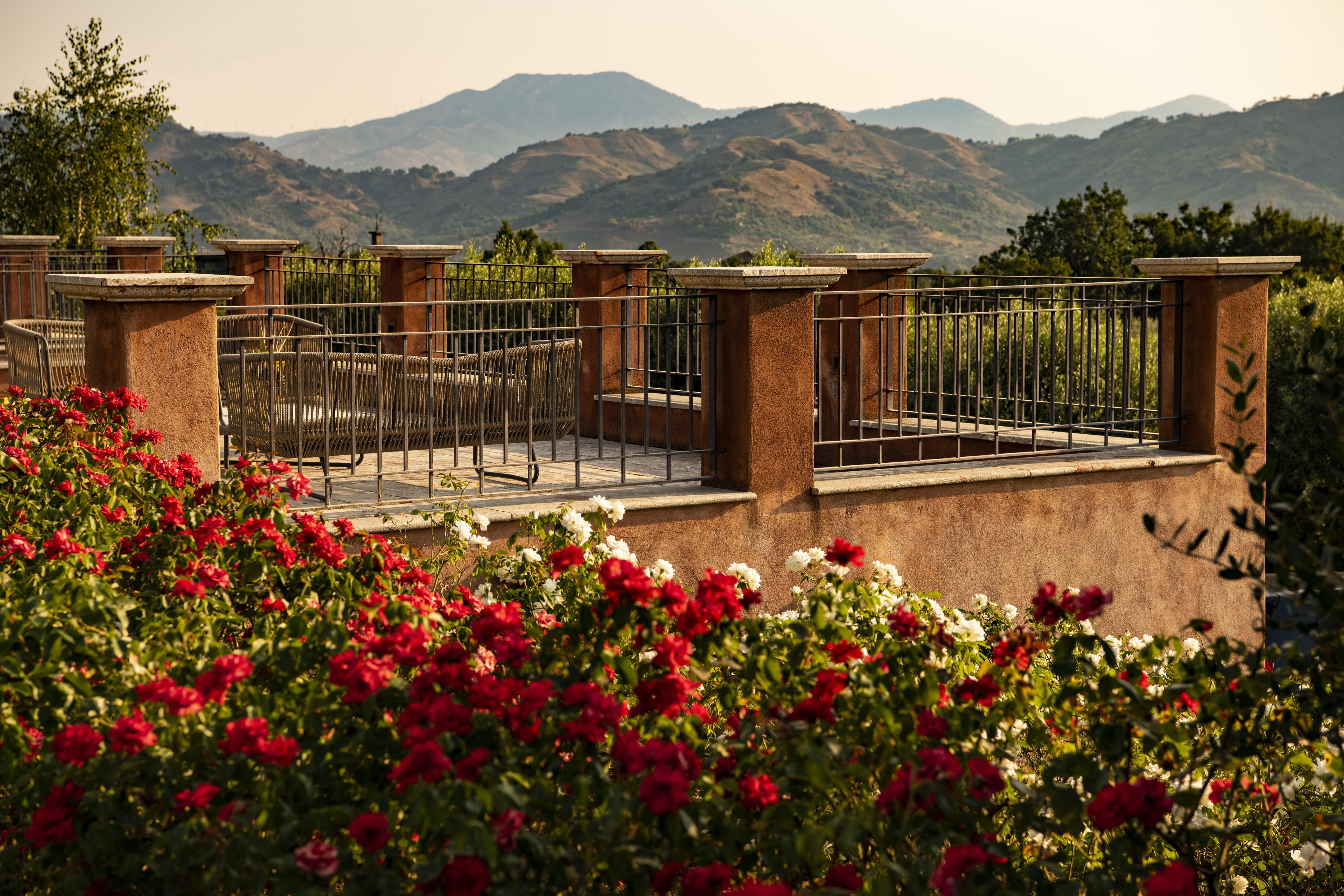 VILLA NERI RESORT AND SPA