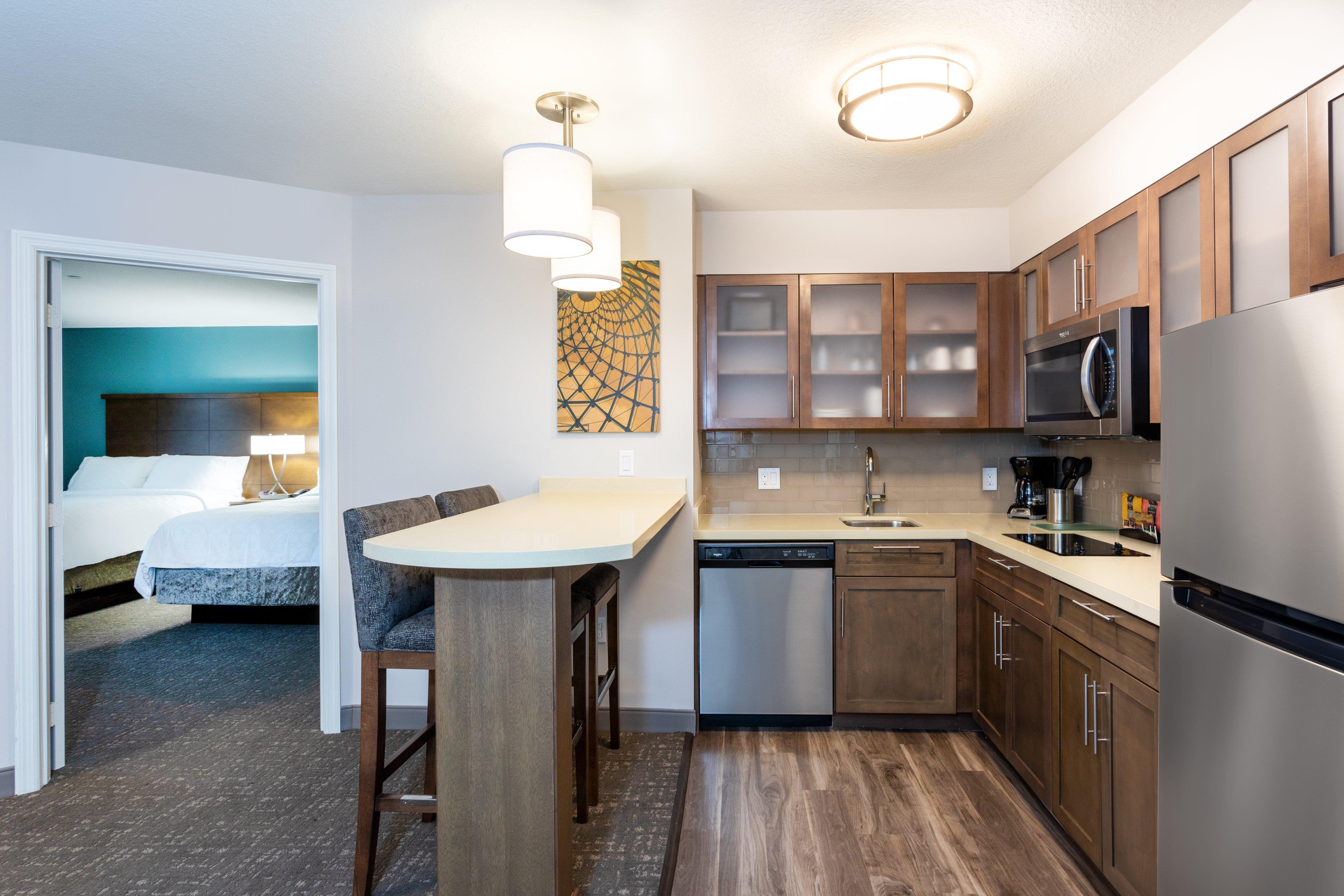 STAYBRIDGE STES AIRPORT WEST BY IHG