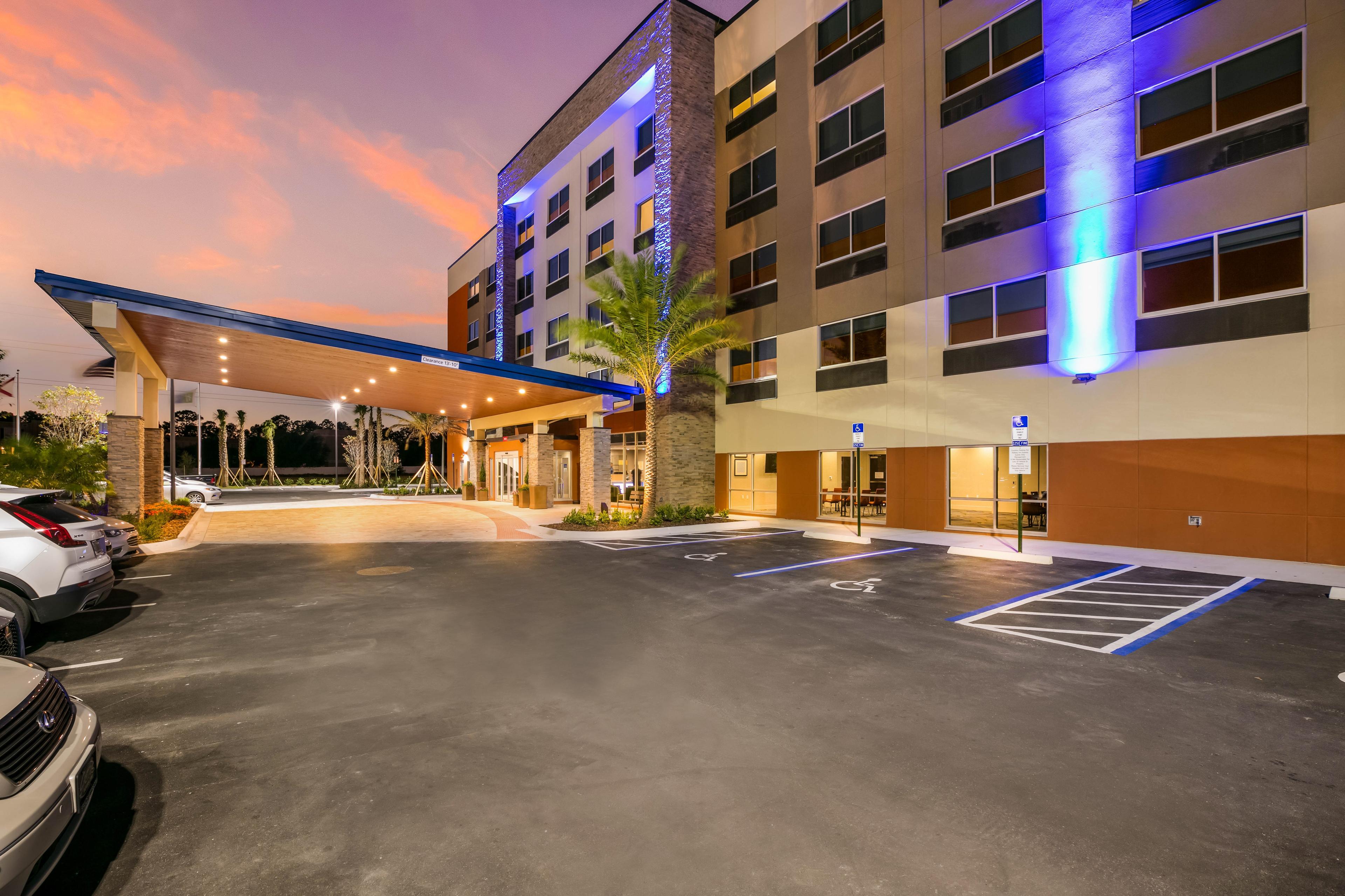 Hotel Photo 1