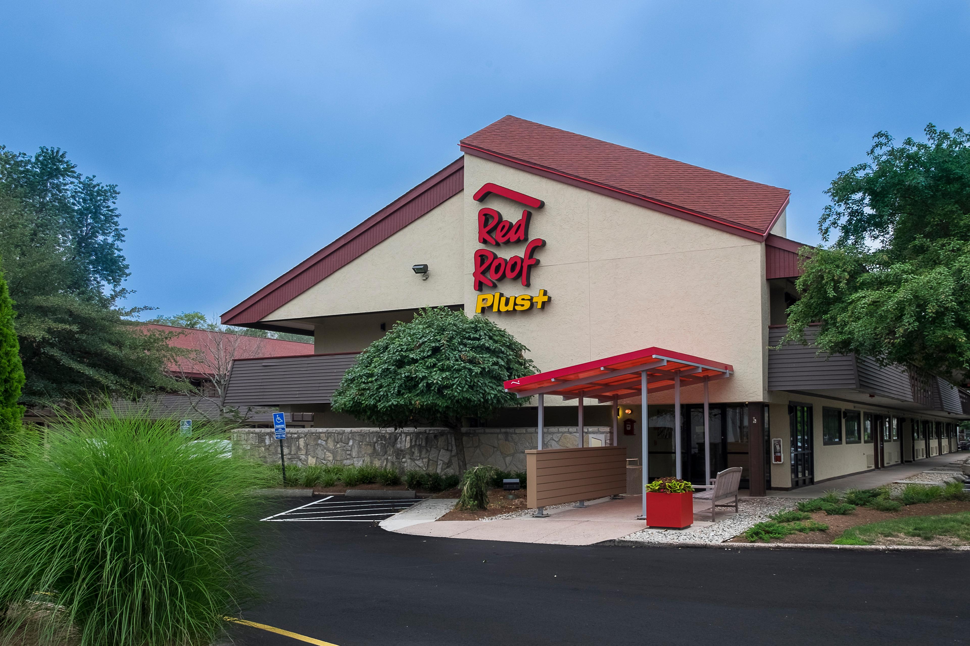 RED ROOF PLUS WEST SPRINGFIELD