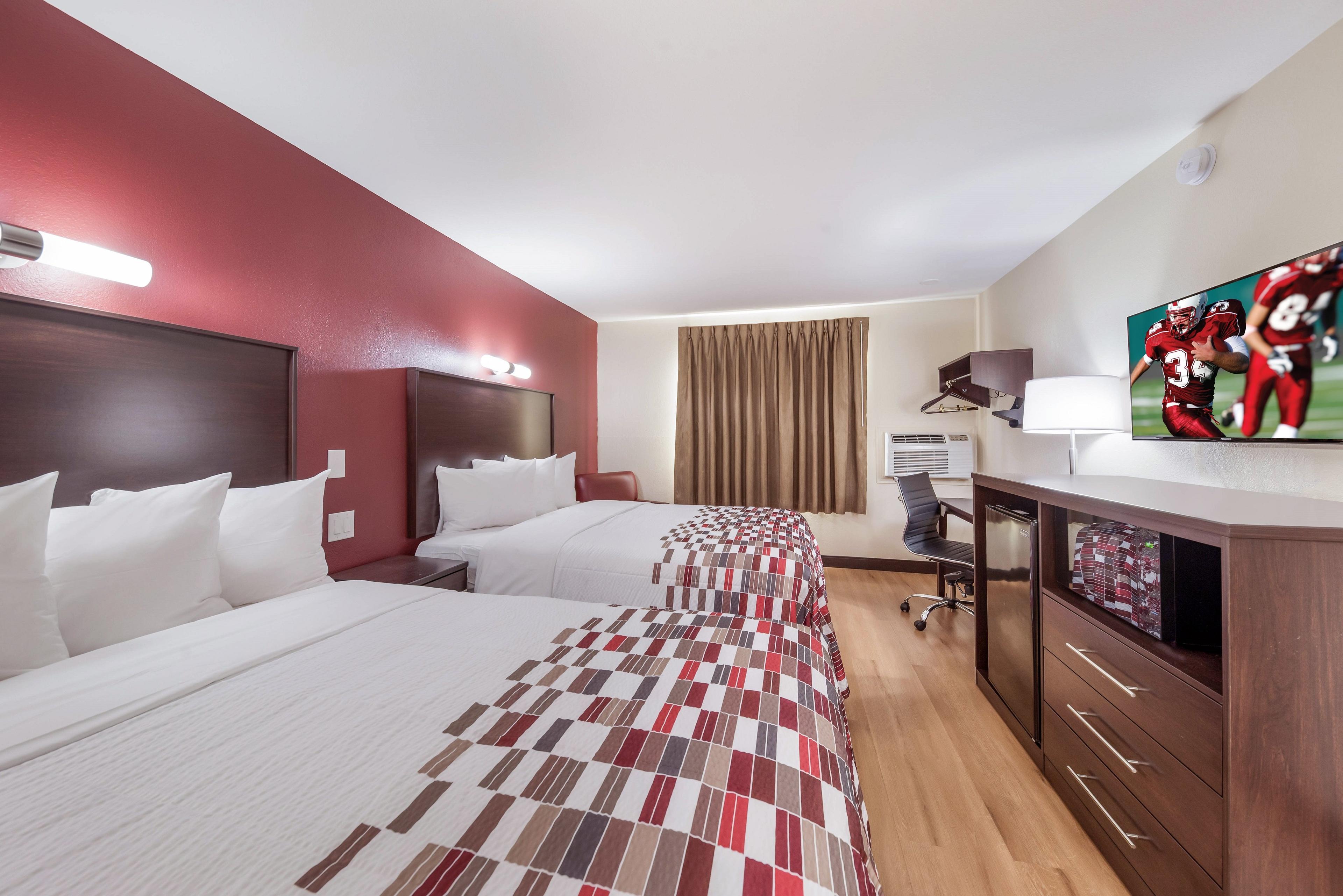 RED ROOF INN & SUITES DENTON