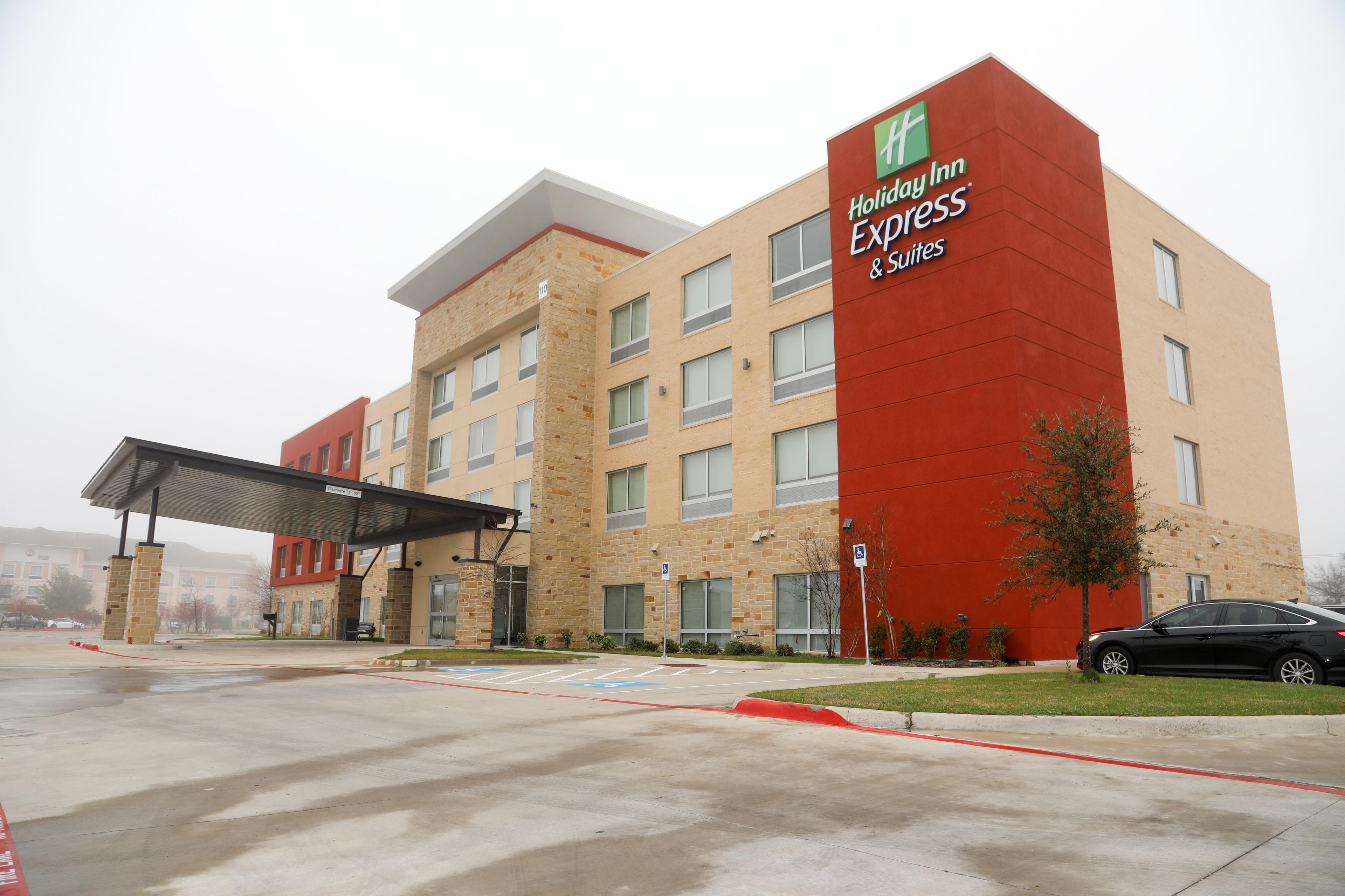 HOLIDAY INN EXP STES FORNEY BY IHG