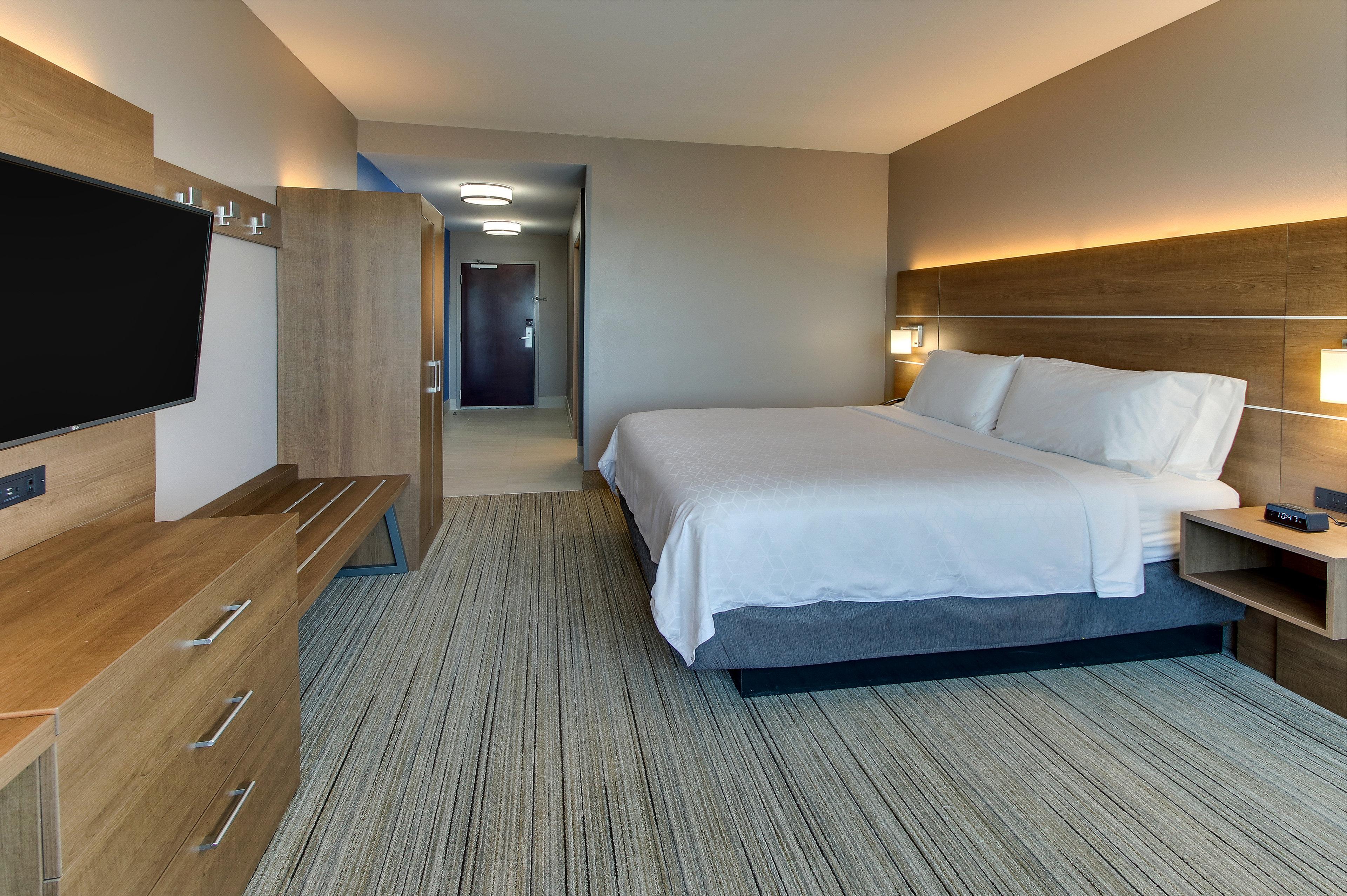 HOLIDAY INN EXP STES COLUMBUS - FT