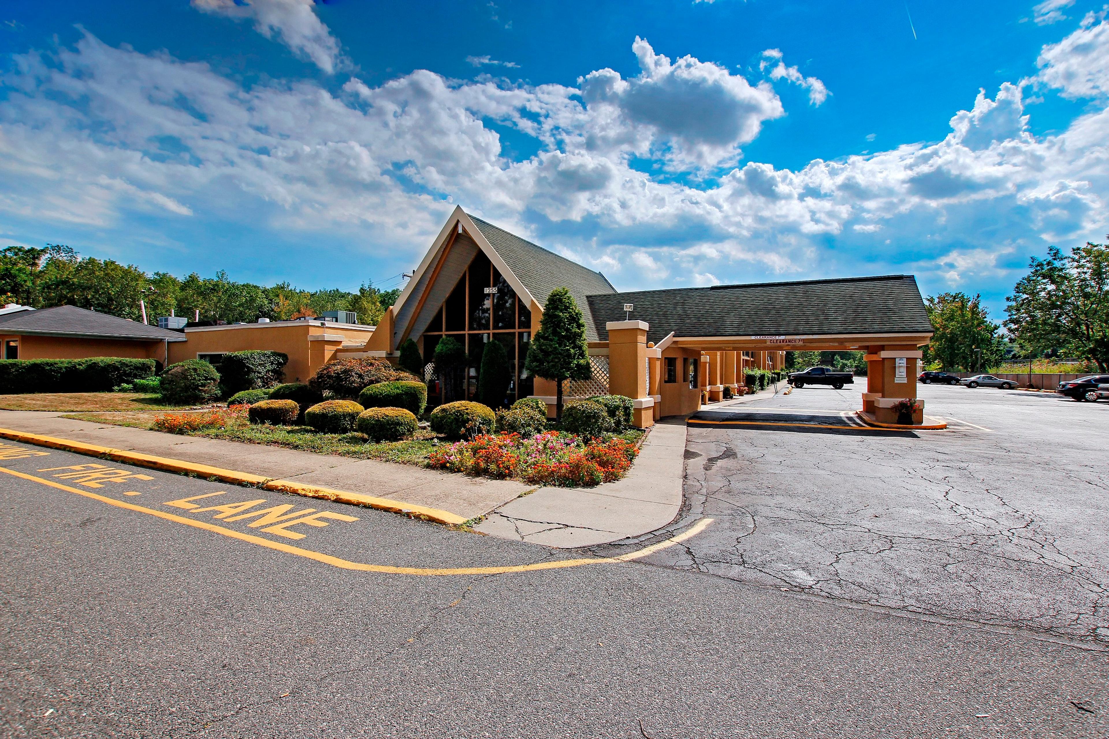 RED CARPET INN WHIPPANY NJ