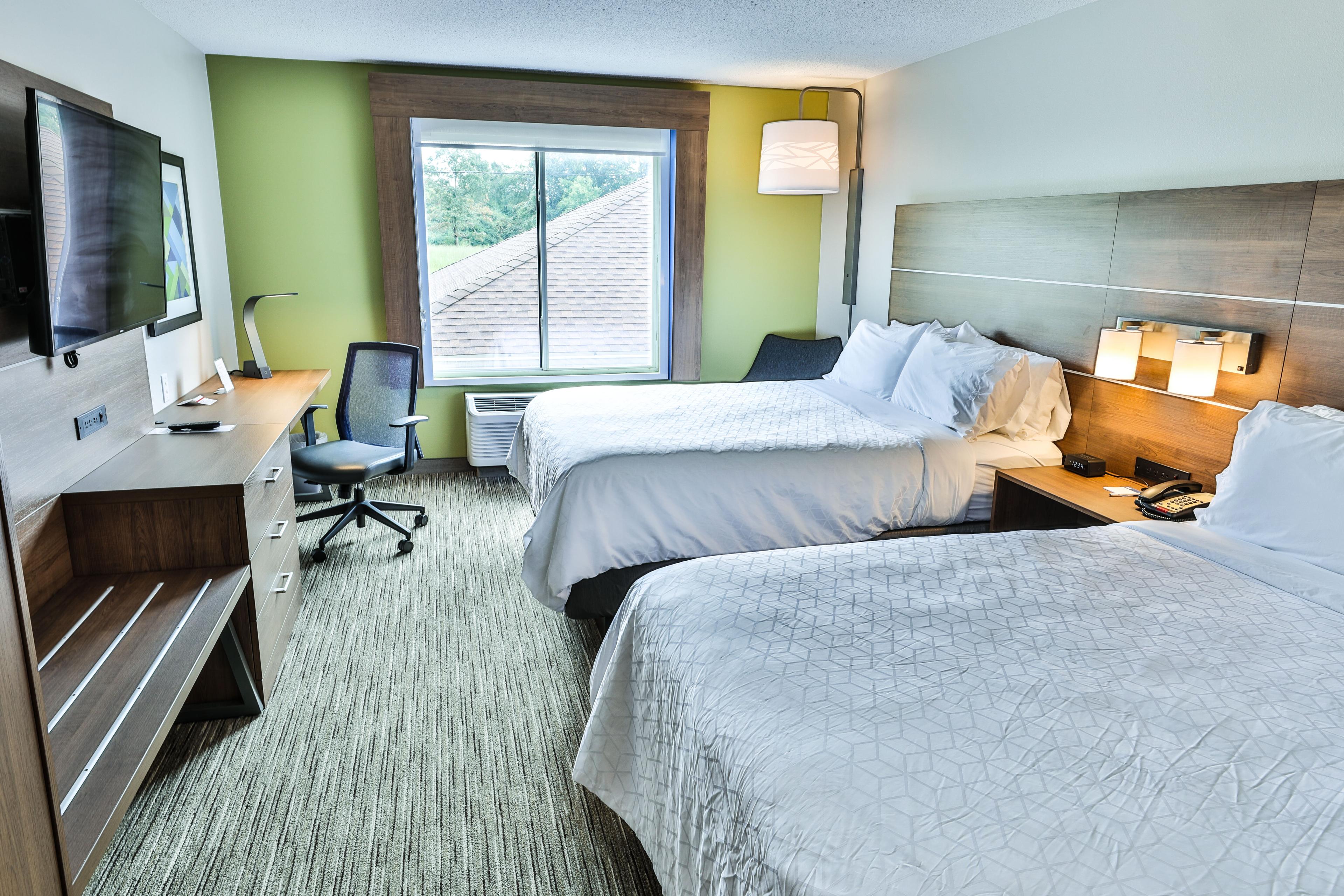 HOLIDAY INN EXP STES DICKSON BY IHG
