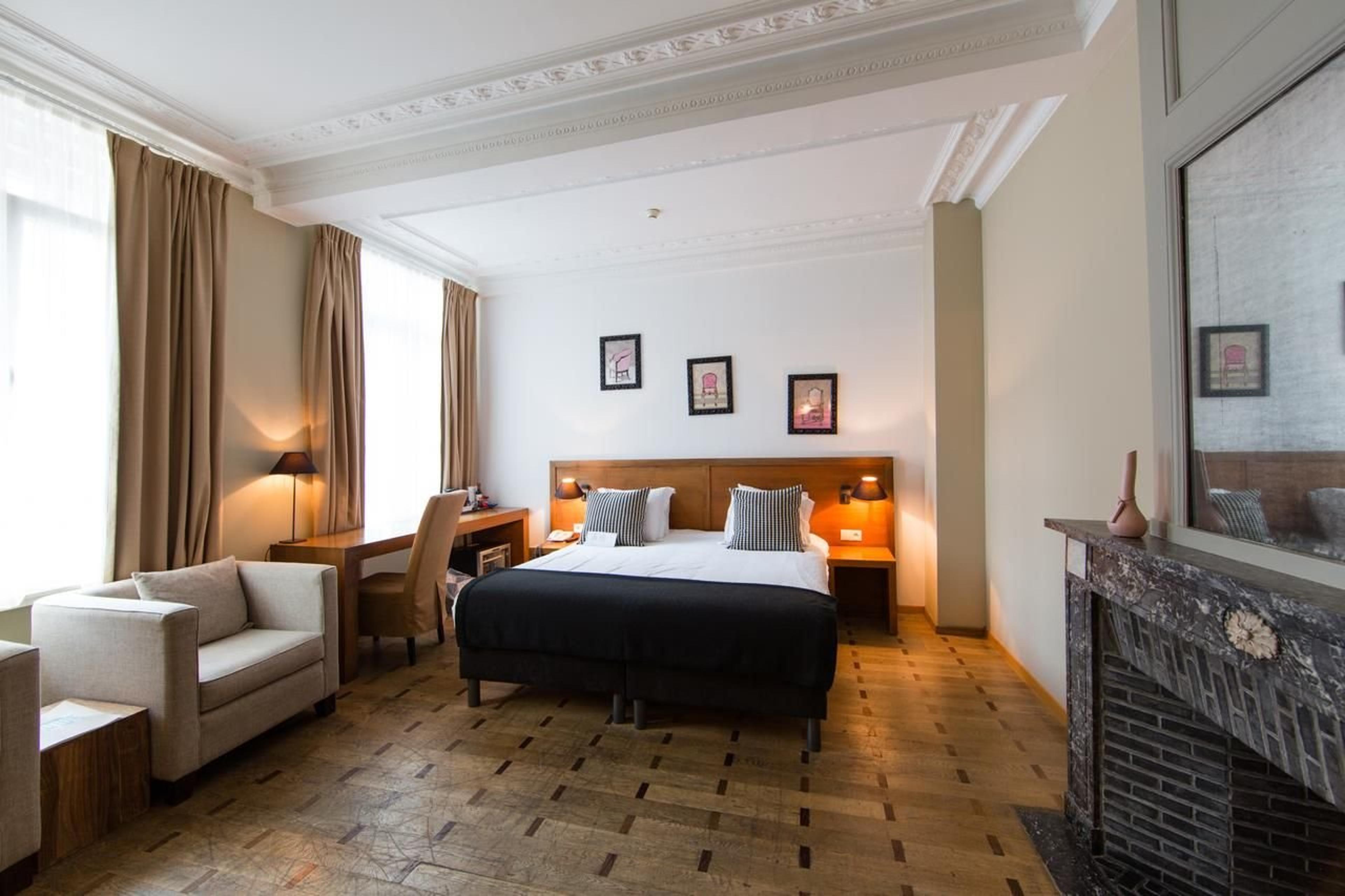 HOTEL DE FLANDRE