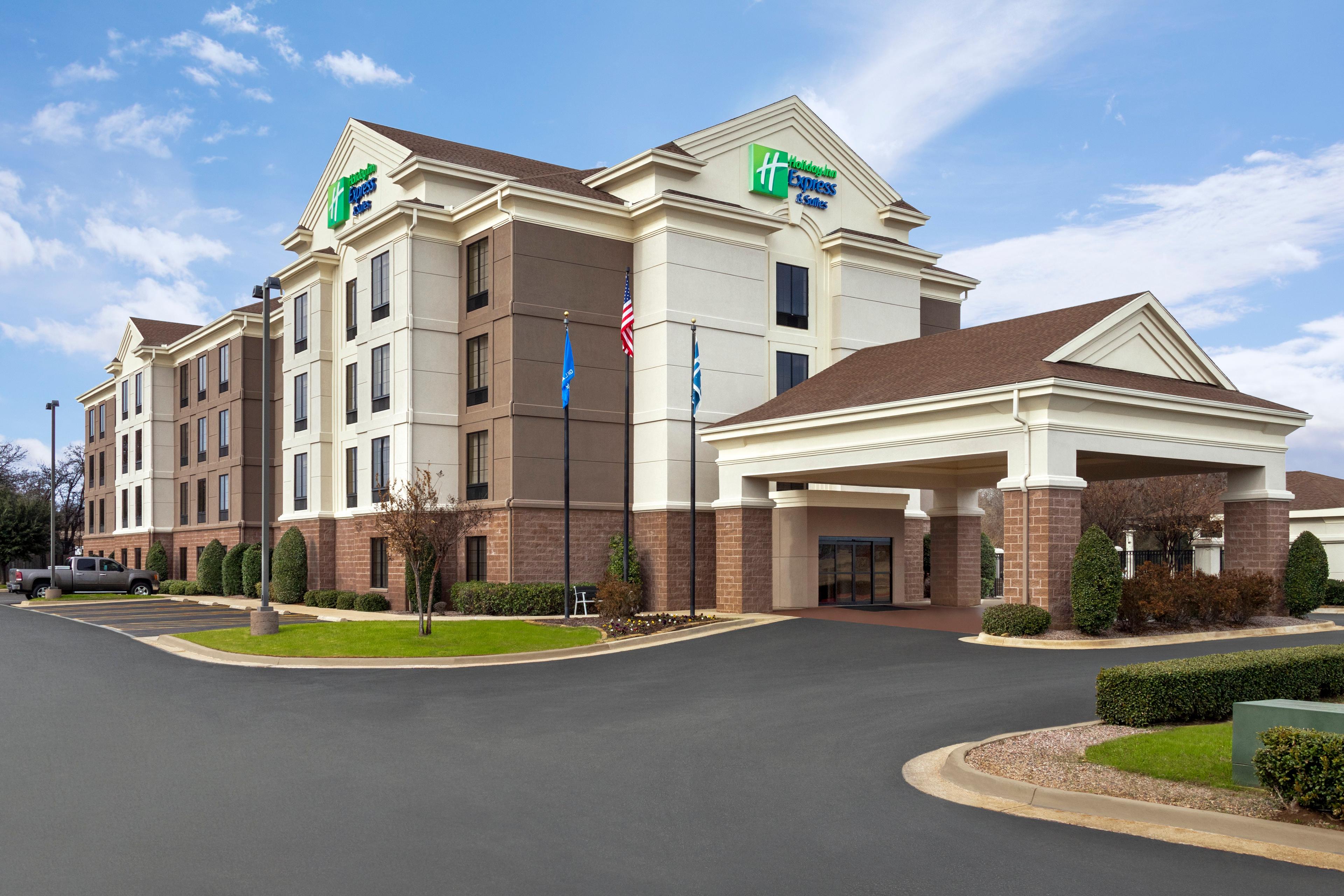 HOLIDAY INN EXP HTL STES DUR BY IHG