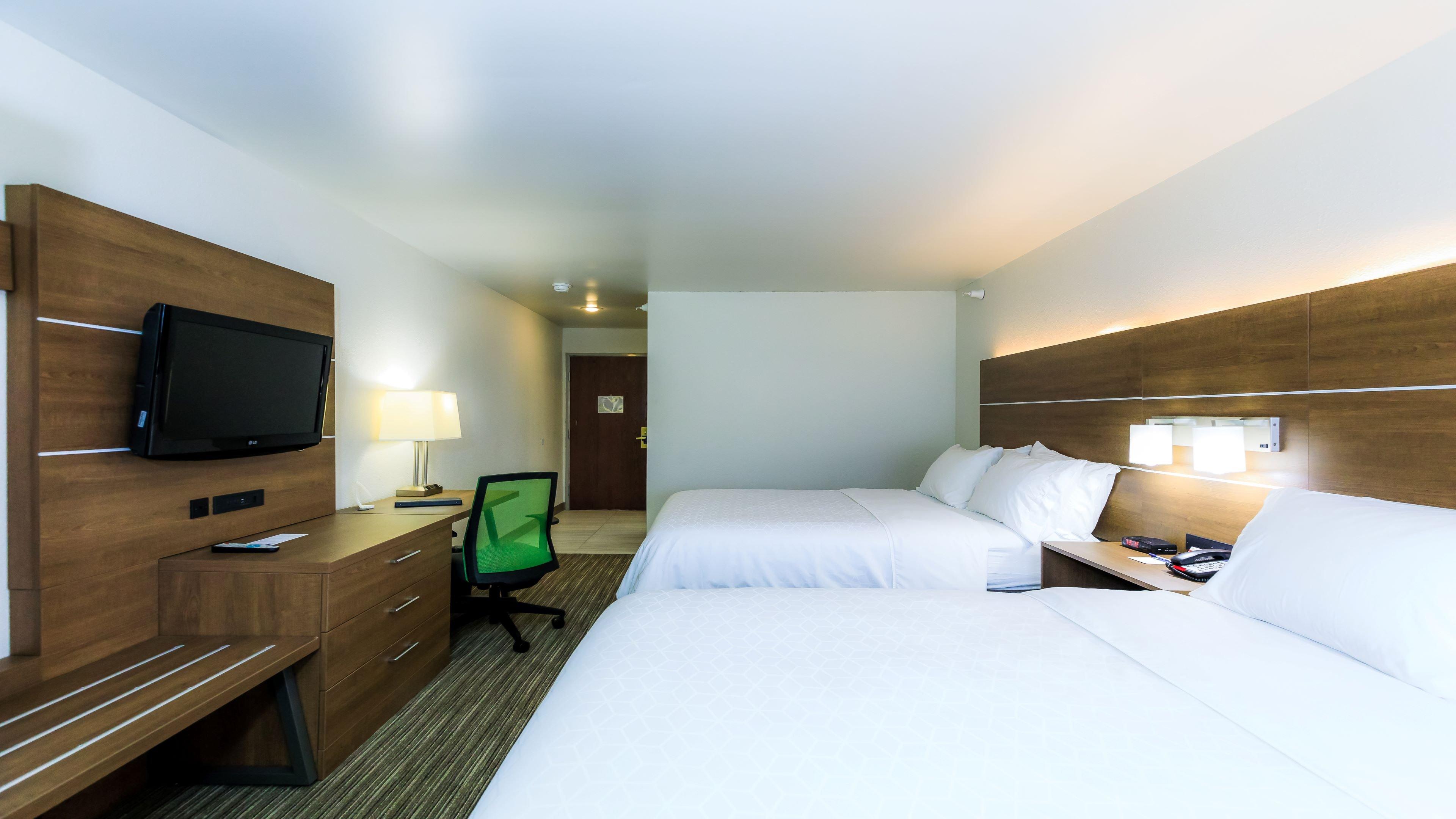 HOLIDAY INN EXP OSAGE BEACH BY IHG