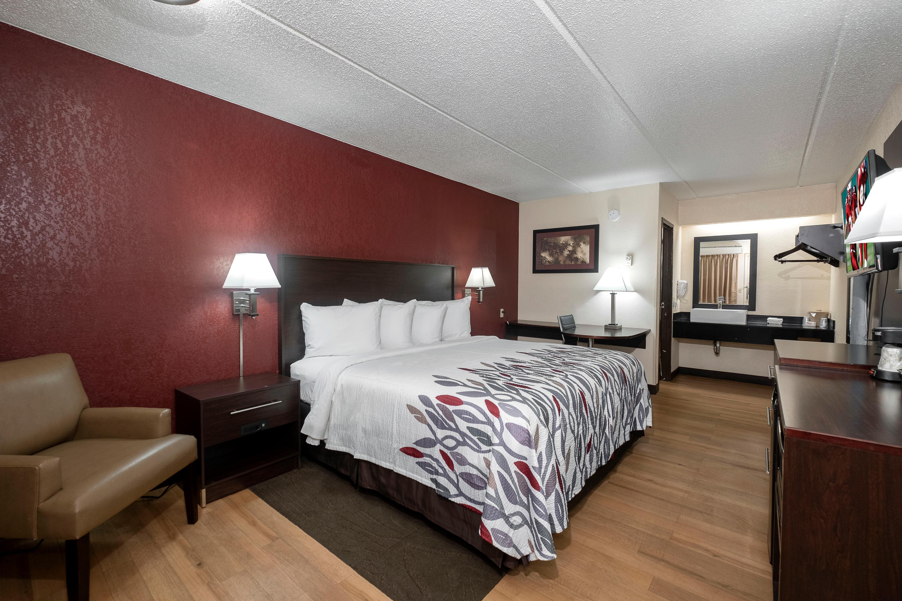 RED ROOF INN CHAMPAIGN - UNIVERSITY