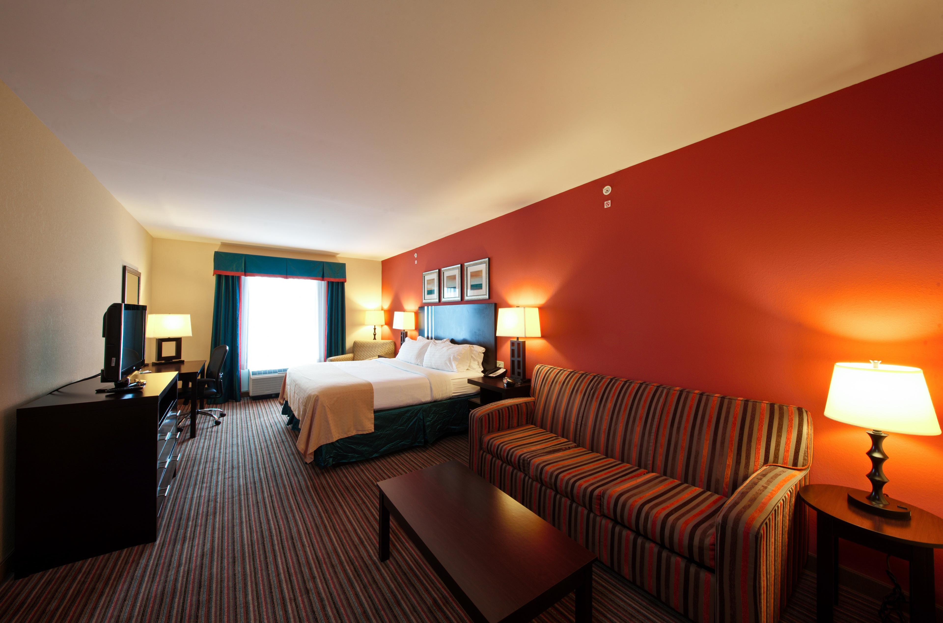 HOLIDAY INN TITUSVILLE KENNEDY BY I